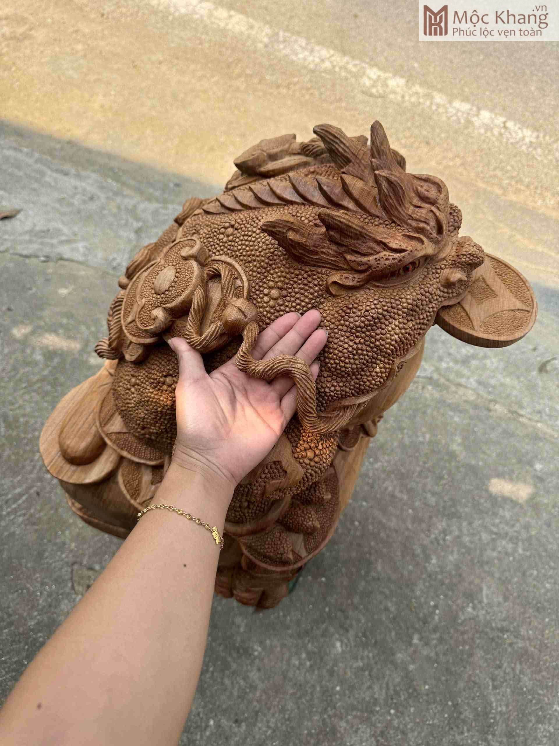 Tượng Thiềm Thừ Hóa Long Gỗ Ngọc Am Cao 58 (cm) (3)_3 Tuong Thiem Thu Hoa Long Go Ngoc Am Cao 58 cm 3 3