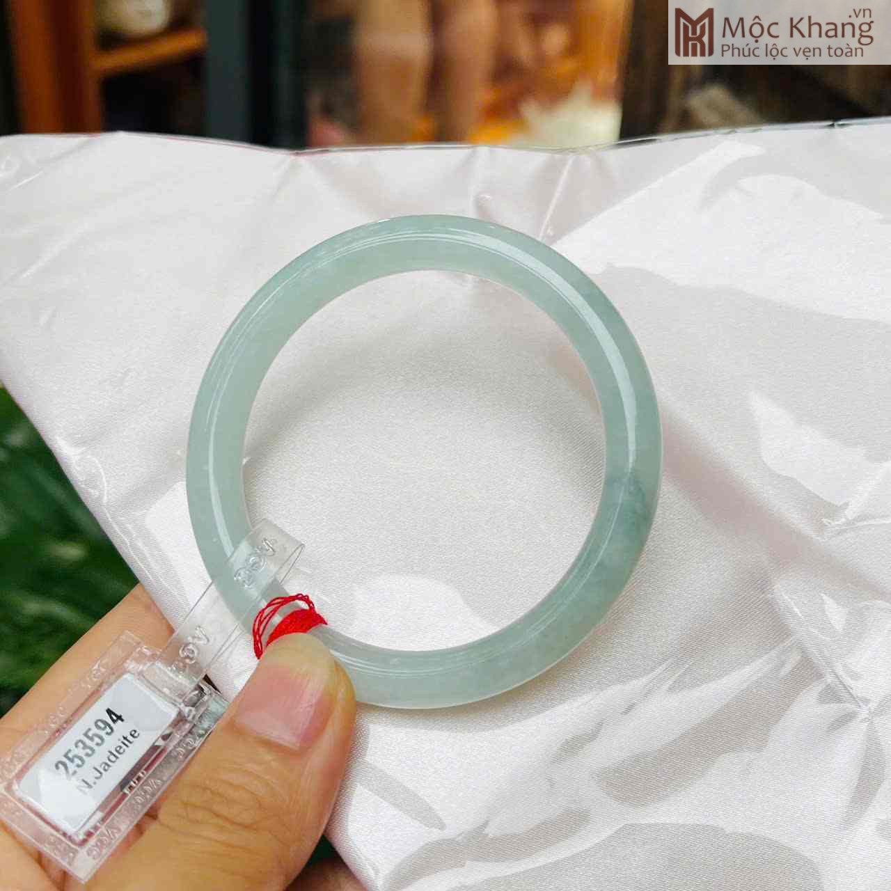 Vòng Ngọc Cẩm Thạch Ni 55.8 (mm) (1)_1 Vong Ngoc Cam Thach Ni 55.8 mm 1 1