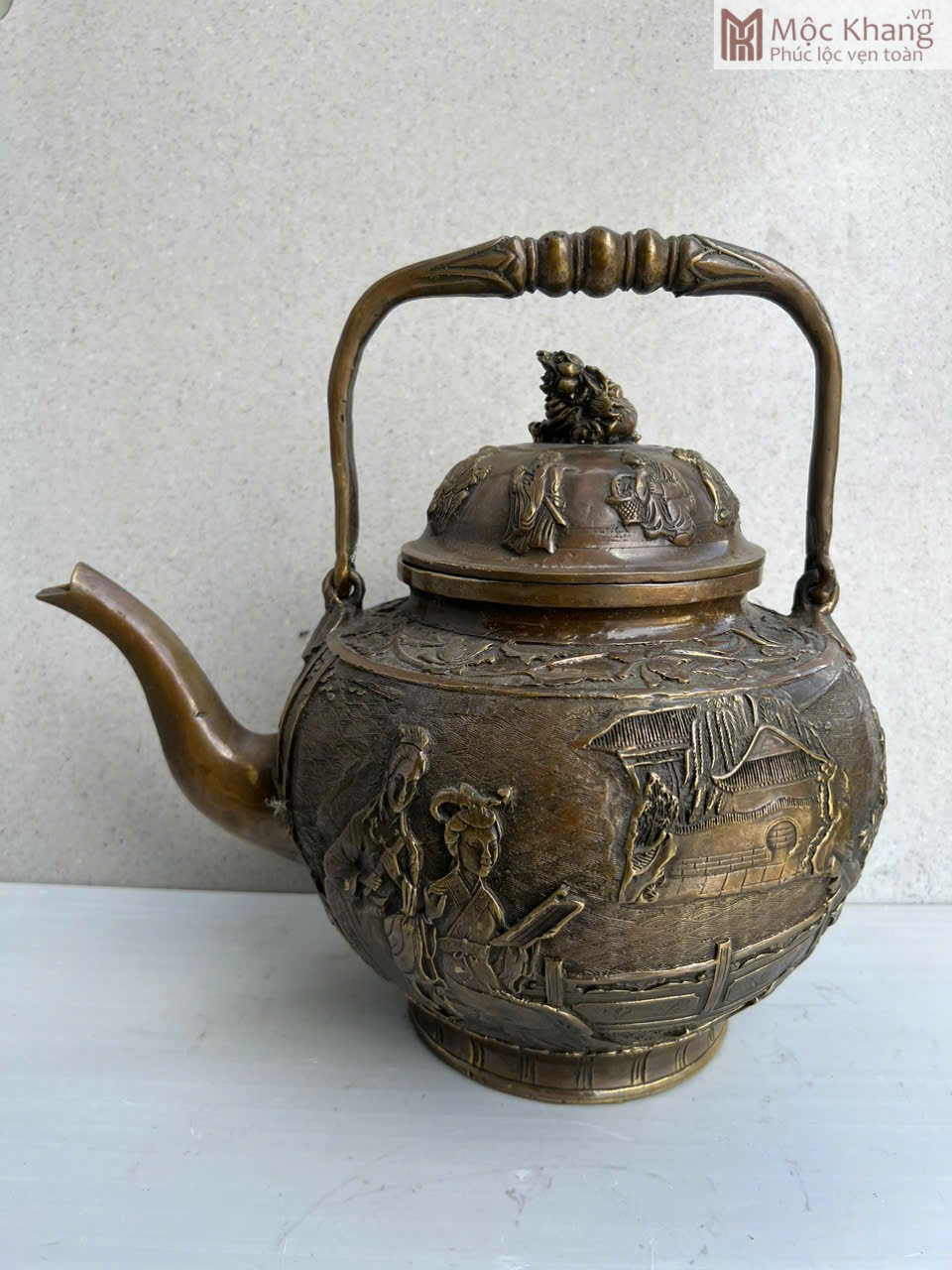 am-bang-dong-cu-cao-30-cm (1) Ấm Bằng Đồng Cũ
