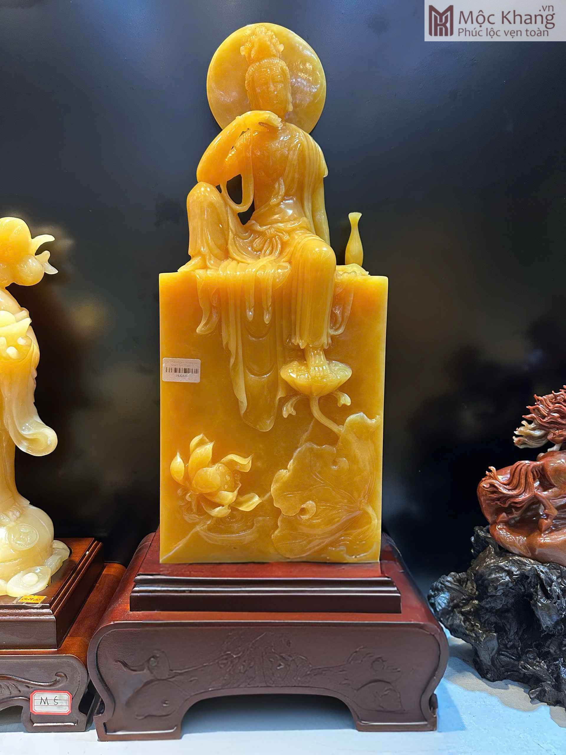 tuong-quan-am-tu-tai-da-ngoc-hoang-long-cao-68-cm (1) Tượng Quan Âm Tự Tại Đá Ngọc Hoàng Long