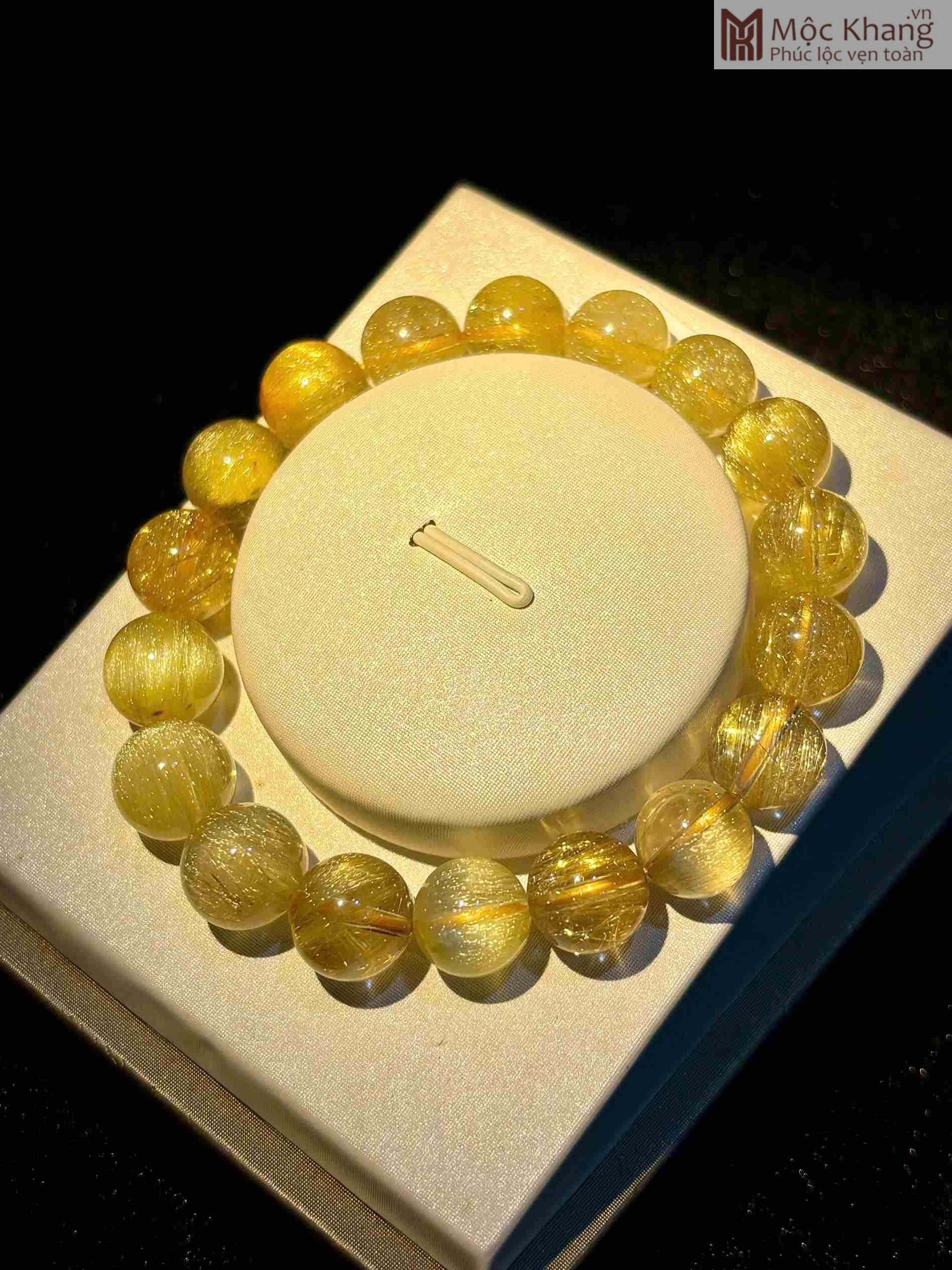 vong-tay-da-thach-anh-toc-vang-hat-11-mm (4) Vòng Tay Đá Thạch Anh Tóc Vàng