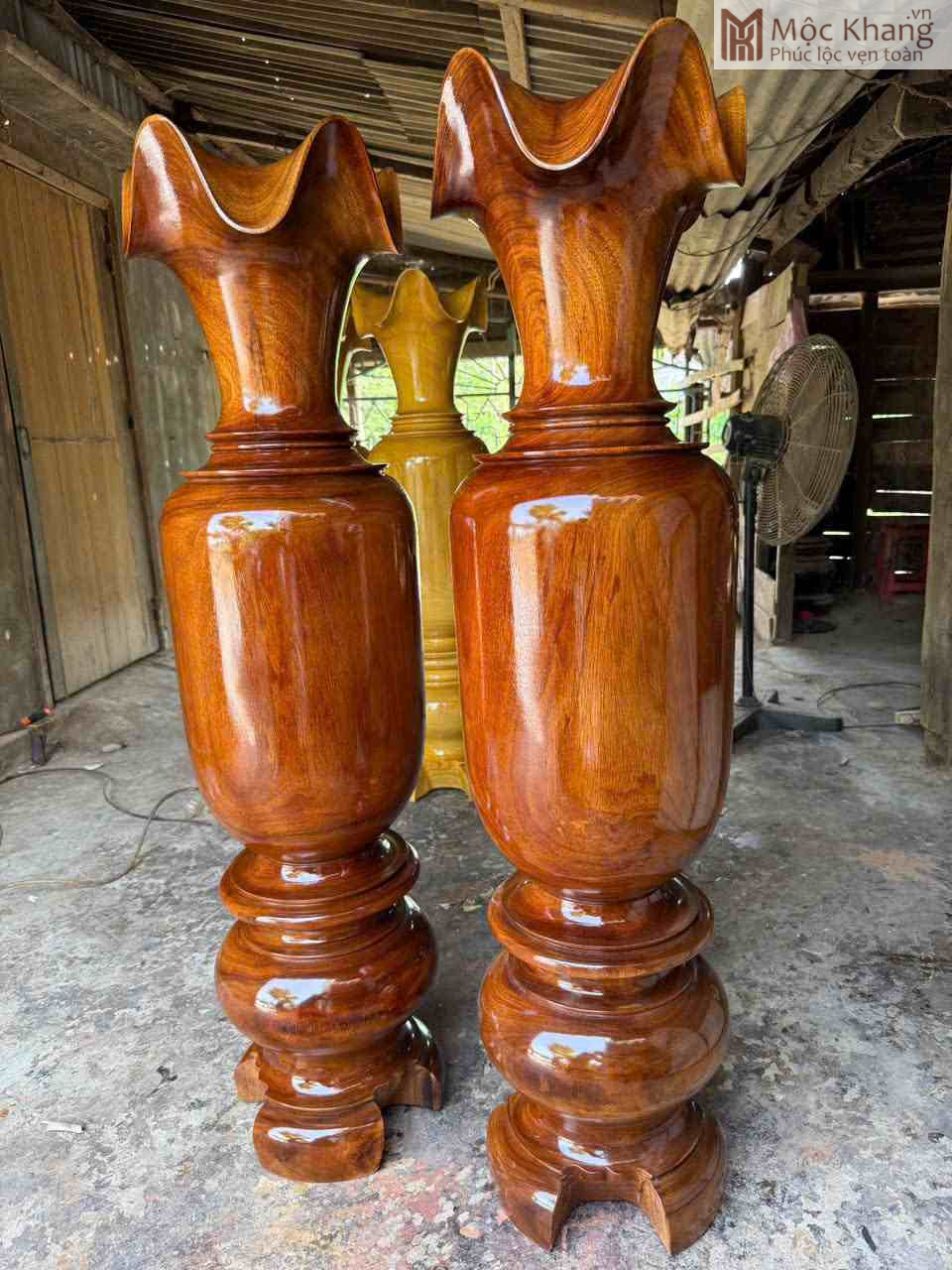 Lục Bình Gỗ Lim Cao 140 (cm) (3)_3 Lục Bình Gỗ Lim Cao 140 (cm)