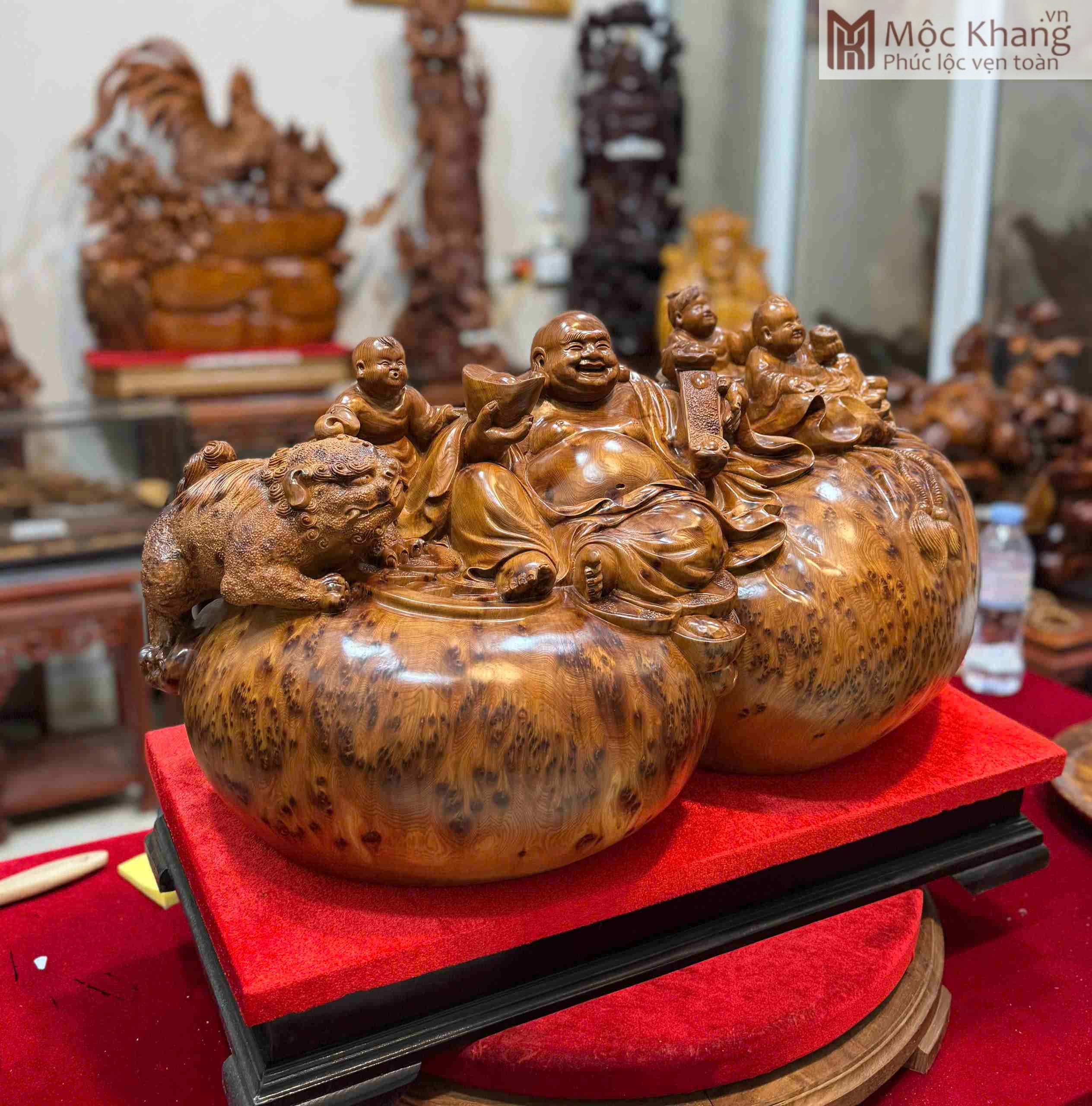 Tượng Di Lặc Tam Phúc Gỗ Nu Ngọc Am Cao 42 (cm) (3)_3 Tuong Di Lac Tam Phuc Go Nu Ngoc Am Cao 42 cm 3 3