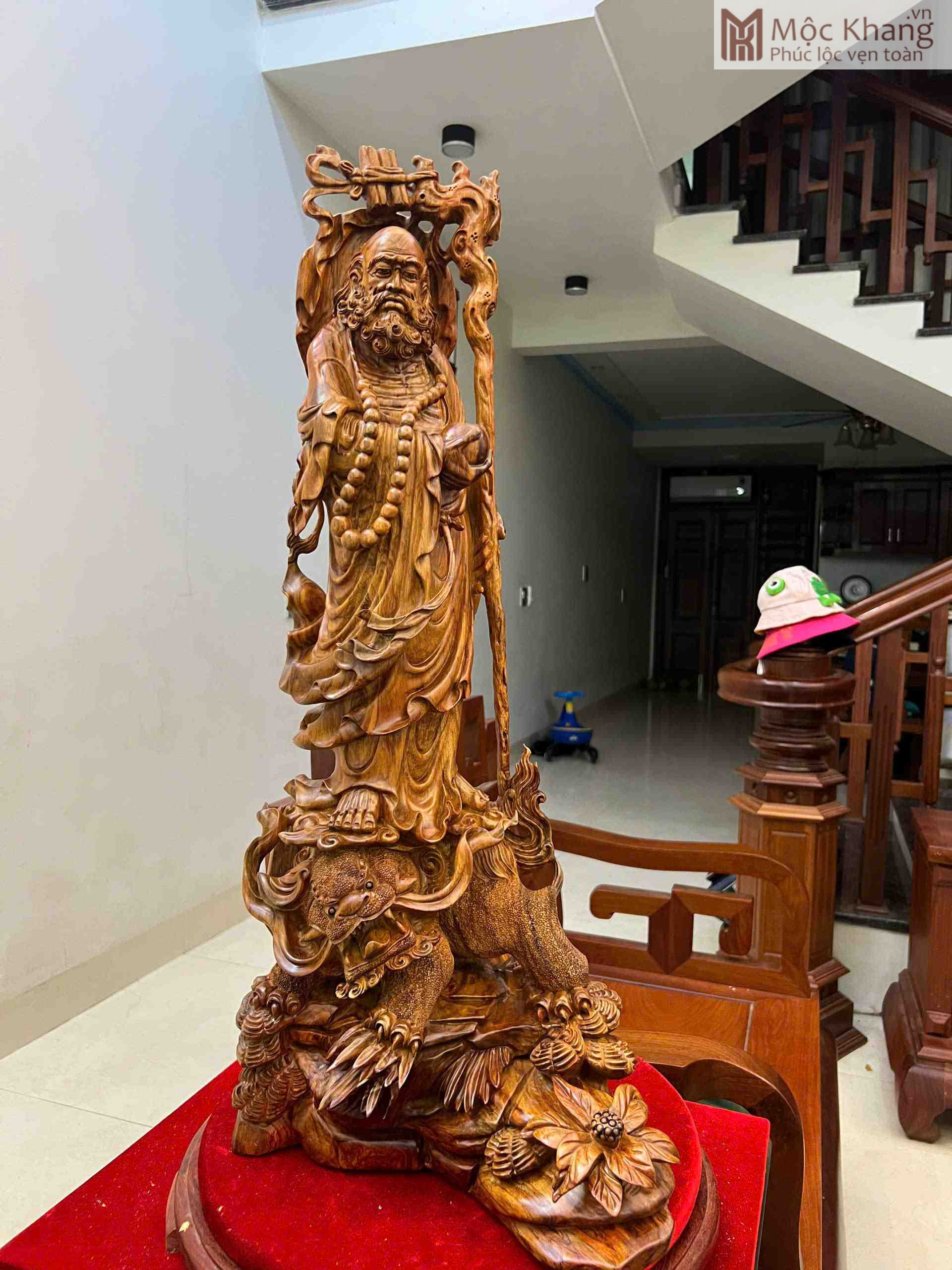 Tượng Ma Sư Tổ Gỗ Sưa Cao 76 (cm) (5)_5 Tượng Ma Sư Tổ Gỗ Sưa Cao 76 (cm)