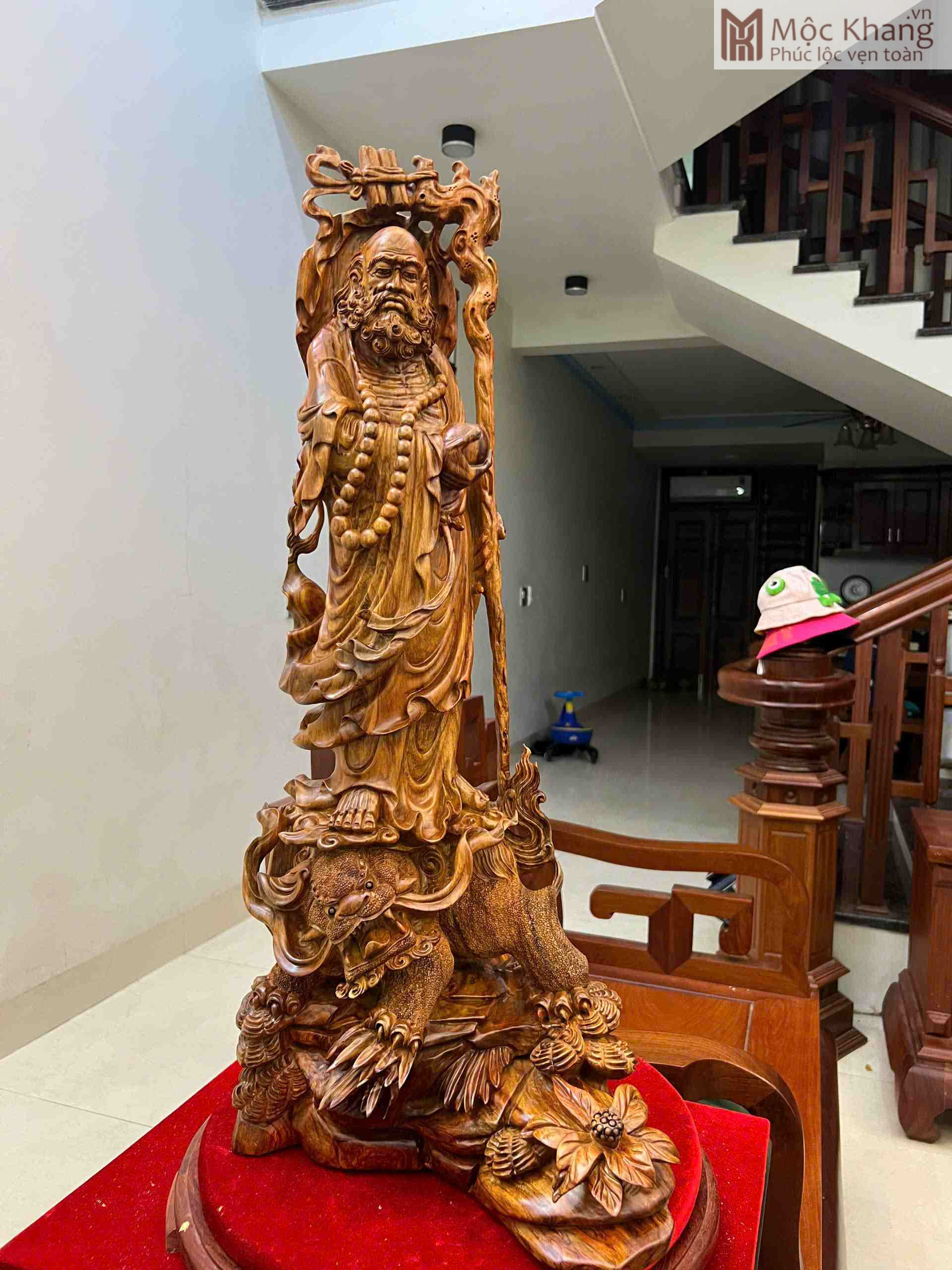 tuong-dat-ma-su-to-go-sua-bac-cao-76-cm (6) Tượng Đạt Ma Sư Tổ Gỗ Sưa Bắc