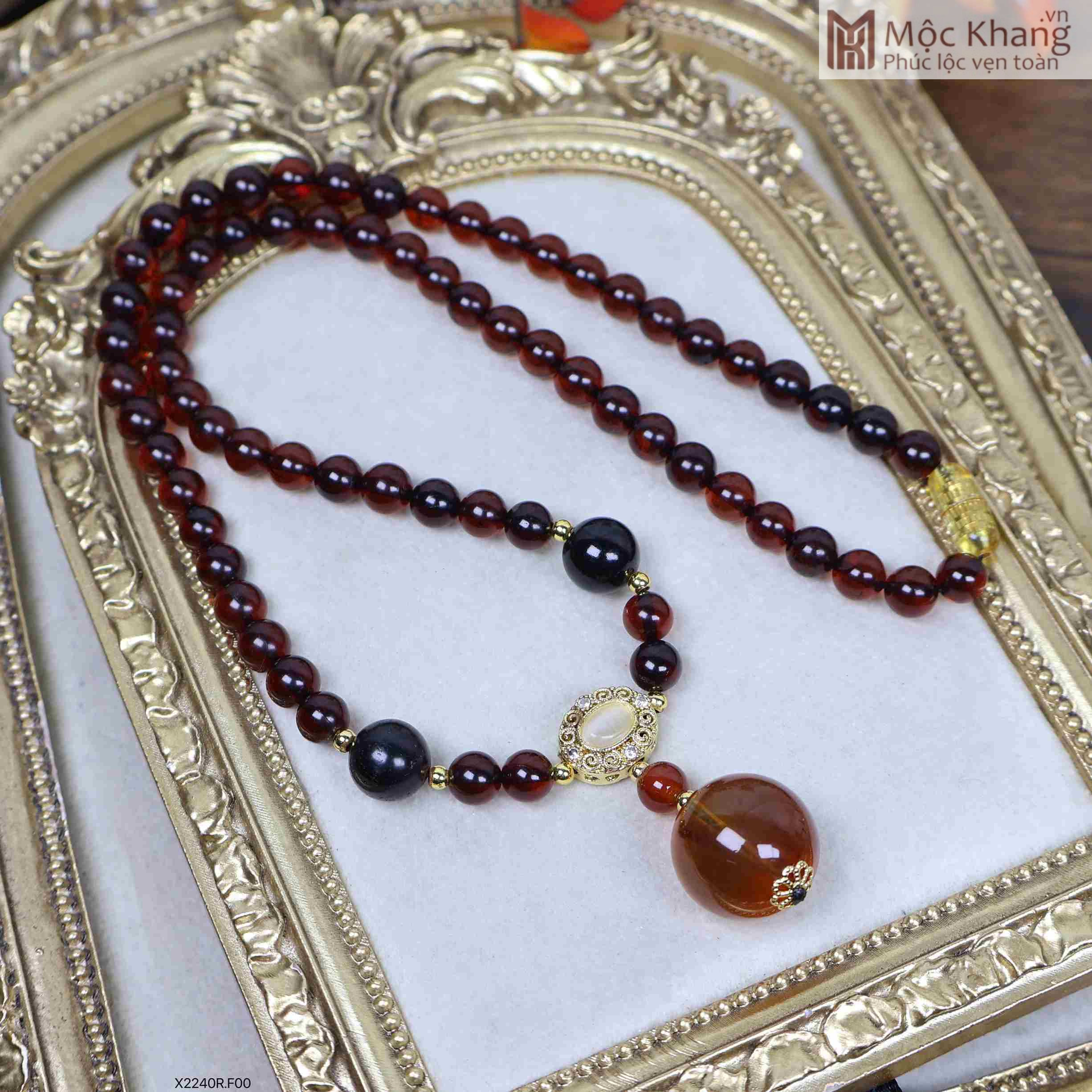 vong-co-ho-phach-huyet-hat-8-mm (1) Vòng Cổ Hổ Phách Huyết
