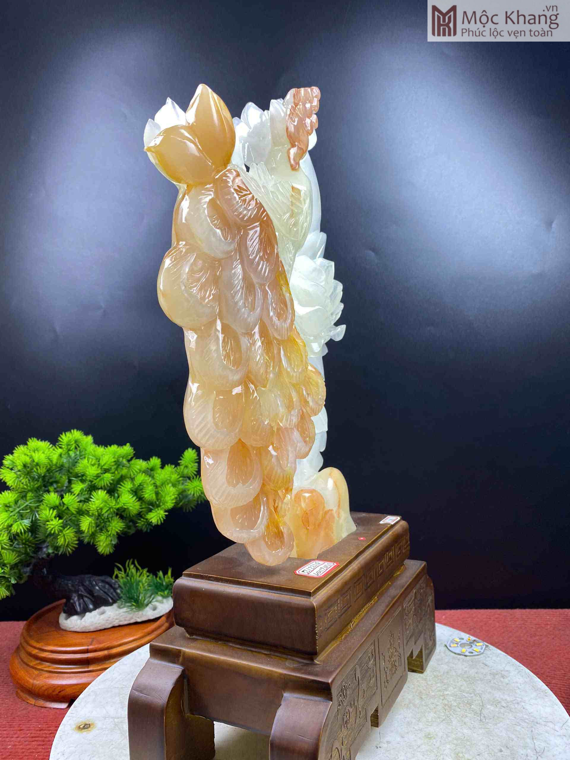 Tượng Chim Công Ngọc Onyx Huyết Cao 44(cm) (2)_2 Tượng Chim Công Ngọc Onyx Huyết Cao 44(cm)