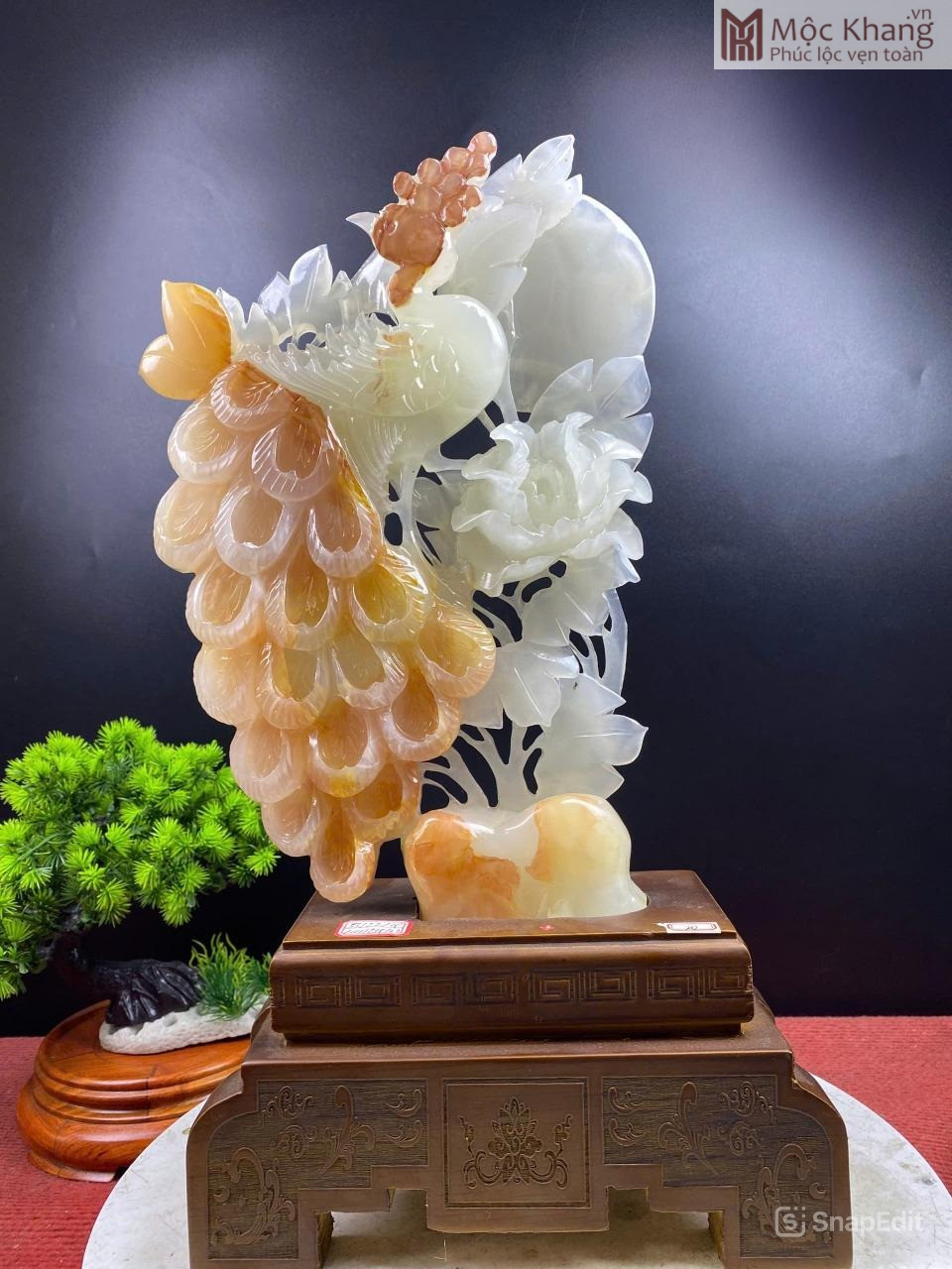 Tượng Chim Công Ngọc Onyx Huyết Cao 44(cm) Tượng Chim Công Ngọc Onyx Huyết Cao 44(cm)