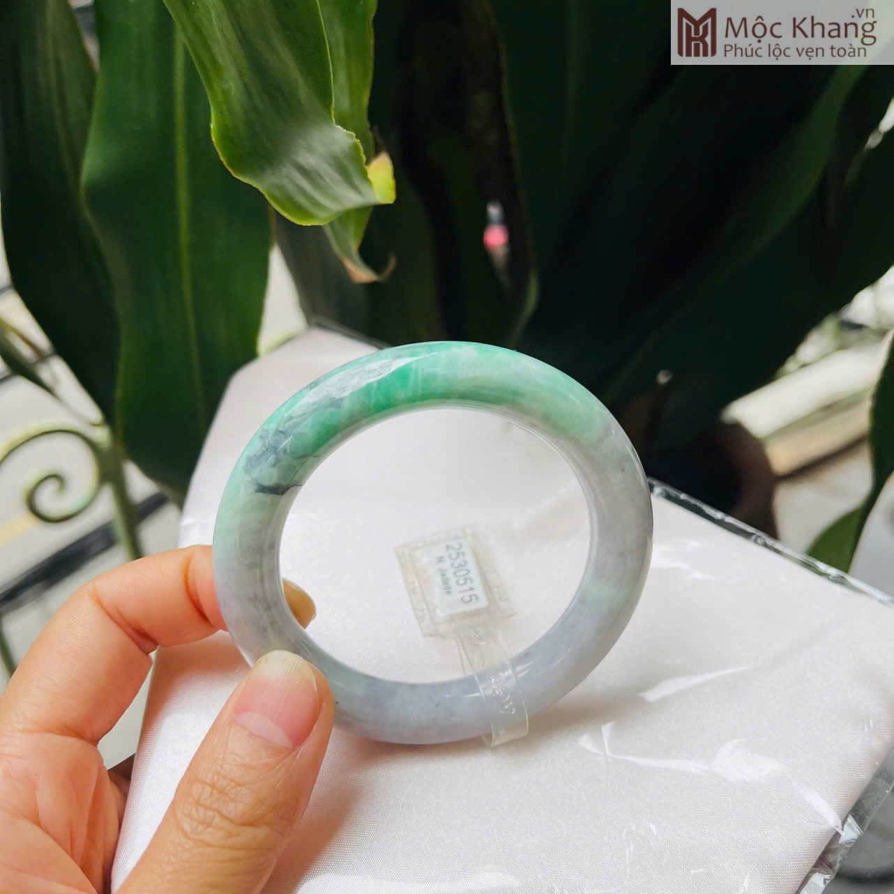 vong-tay-ngoc-cam-thach-ni-54-8-mm (4) vong tay ngoc cam thach ni 54 8 mm 4