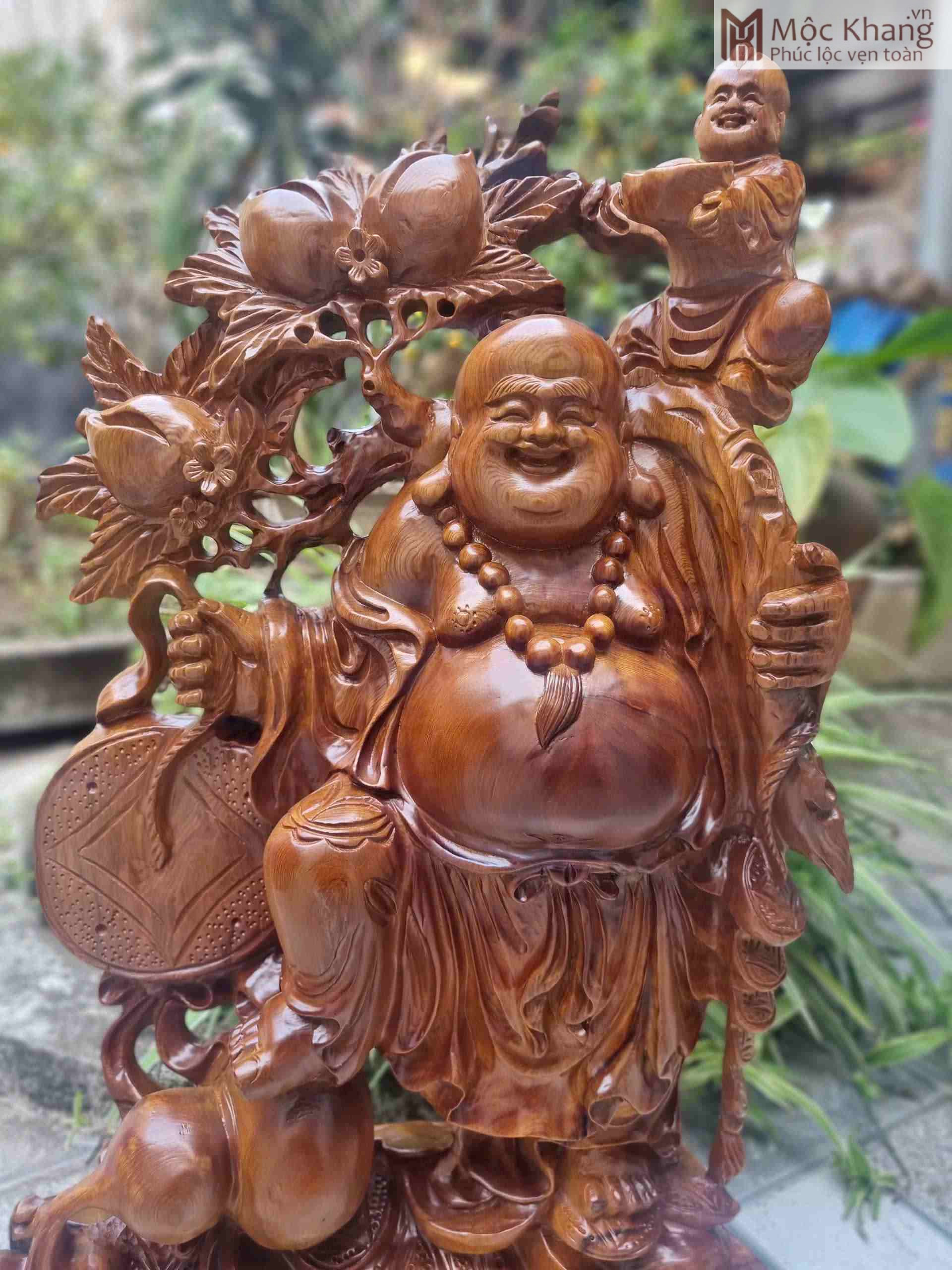 tuong-phat-di-lac-vat-canh-dao-go-ngoc-am-cao-68-cm (2) tuong phat di lac vat canh dao go ngoc am cao 68 cm 2