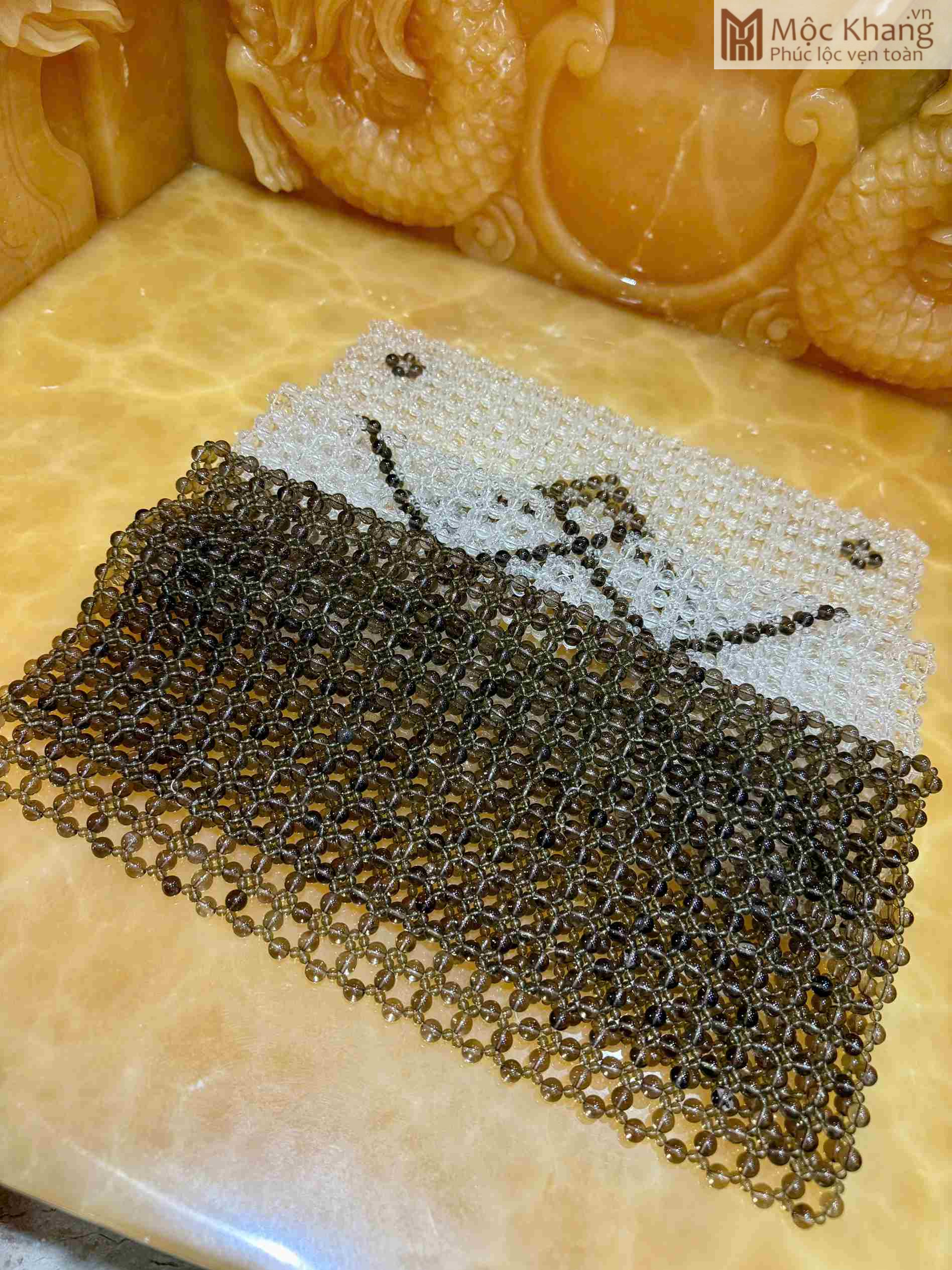 Thảm Đá Thạch Anh Trắng Mix Thạch Anh Khói Dài 40 (cm) (3)_3 Thảm Đá Thạch Anh Trắng Mix Thạch Anh Khói Dài 40 (cm)