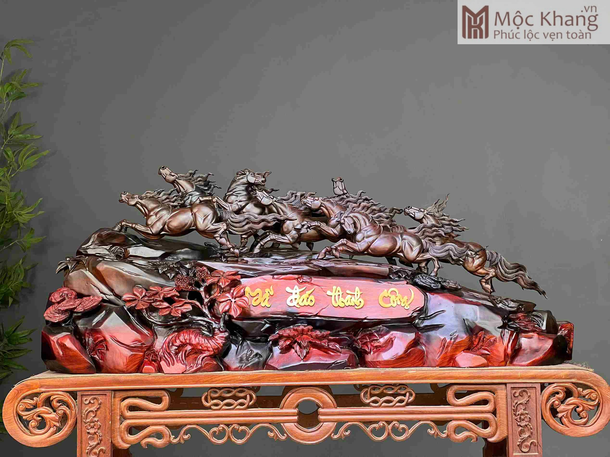 Tượng Ngựa Mã Đáo Thành Công Gỗ Trắc Ngang 120 (cm) (7)_7 Tượng Ngựa Mã Đáo Thành Công Gỗ Trắc Ngang 120 (cm)
