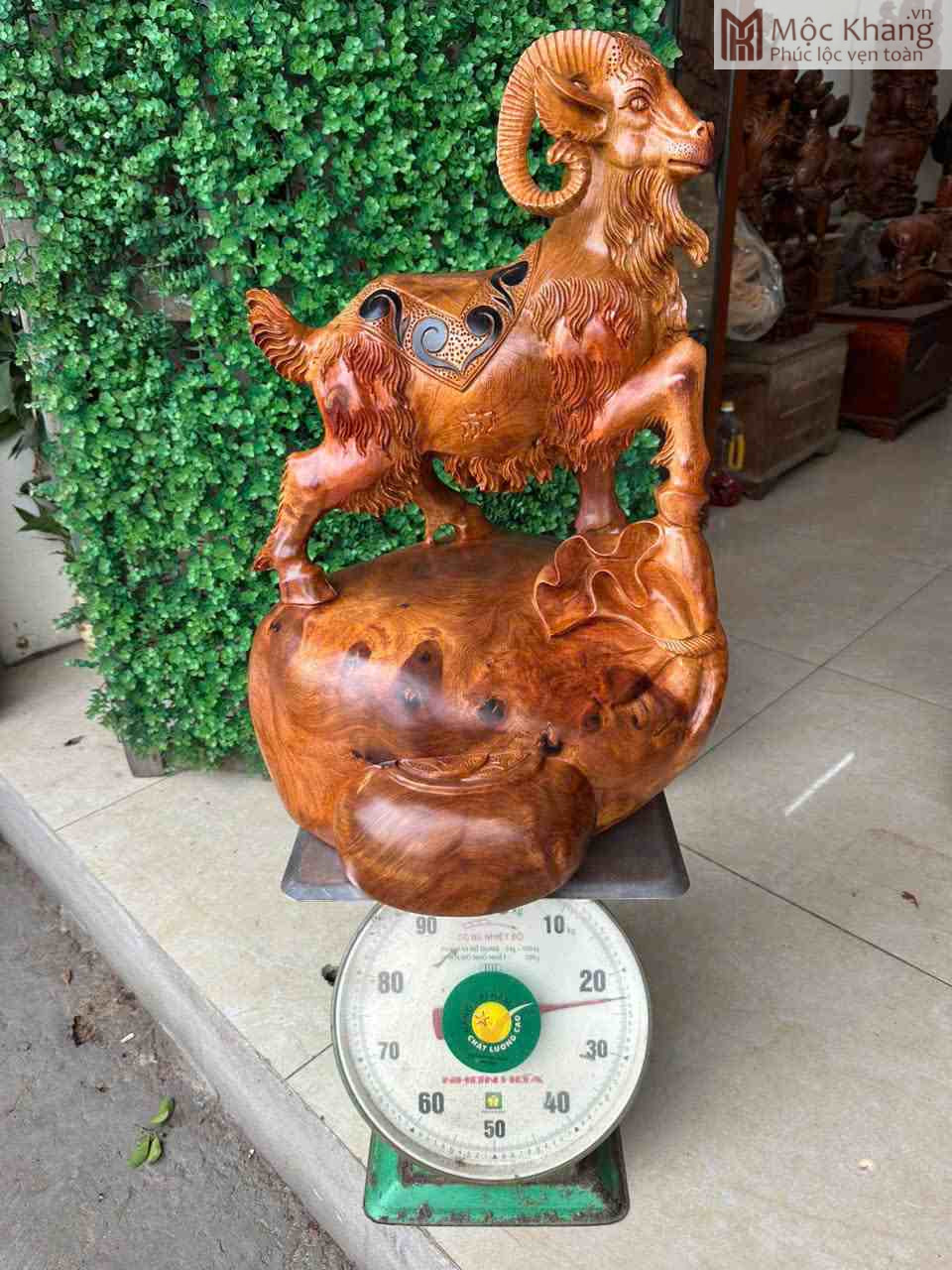Tượng Nhất Dương Tài Lộc Gỗ Hương Cao 60 (cm) (6)_6 Tượng Nhất Dương Tài Lộc Gỗ Hương Cao 60 (cm)
