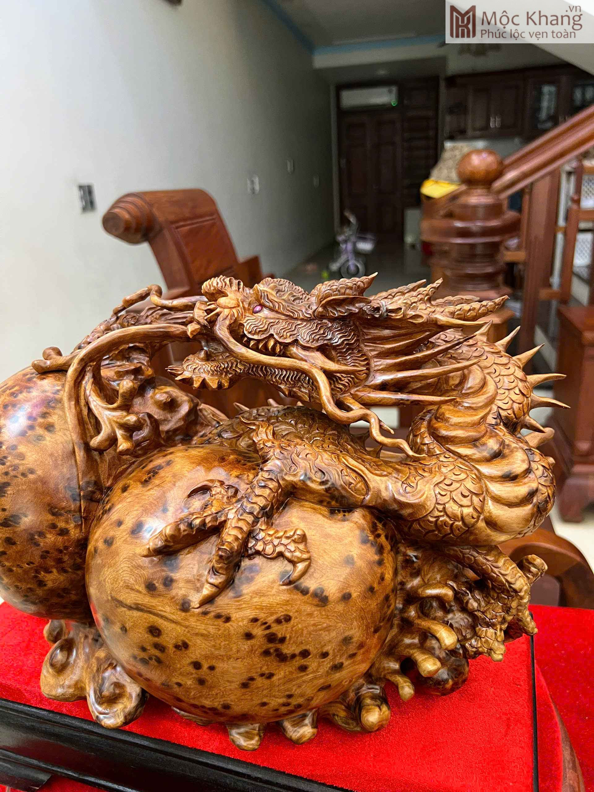 Tượng Nhất Long Vờn Ngọc Gỗ Nu Ngọc Am Liền Khối Cao 22 (cm) (4)_4 Tuong Nhat Long Von Ngoc Go Nu Ngoc Am Lien Khoi Cao 22 cm 4 4