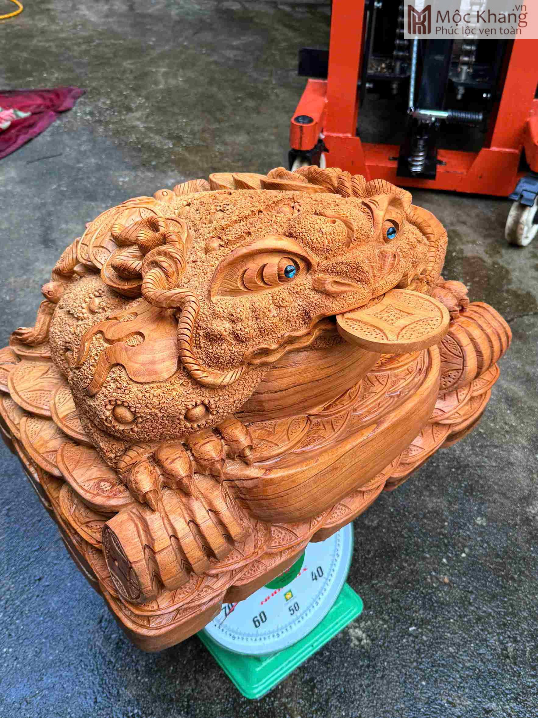 Tượng Thiềm Thừ Ngậm Ngọc Gỗ Ngọc Am Cao 58 (cm) (3)_3