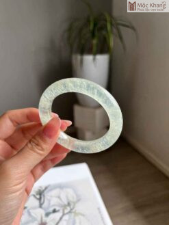 Vòng Ngọc Tụ Nham Bông Tuyết Ni 52.5 (mm)