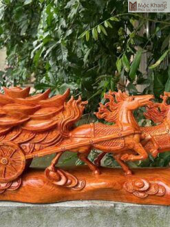 Song Mã Kéo Xe Vàng Gỗ Hương Cao 60 (cm)