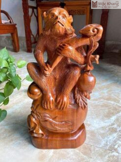 Tượng Khỉ Gỗ Ngọc Am Cao 44 (cm)
