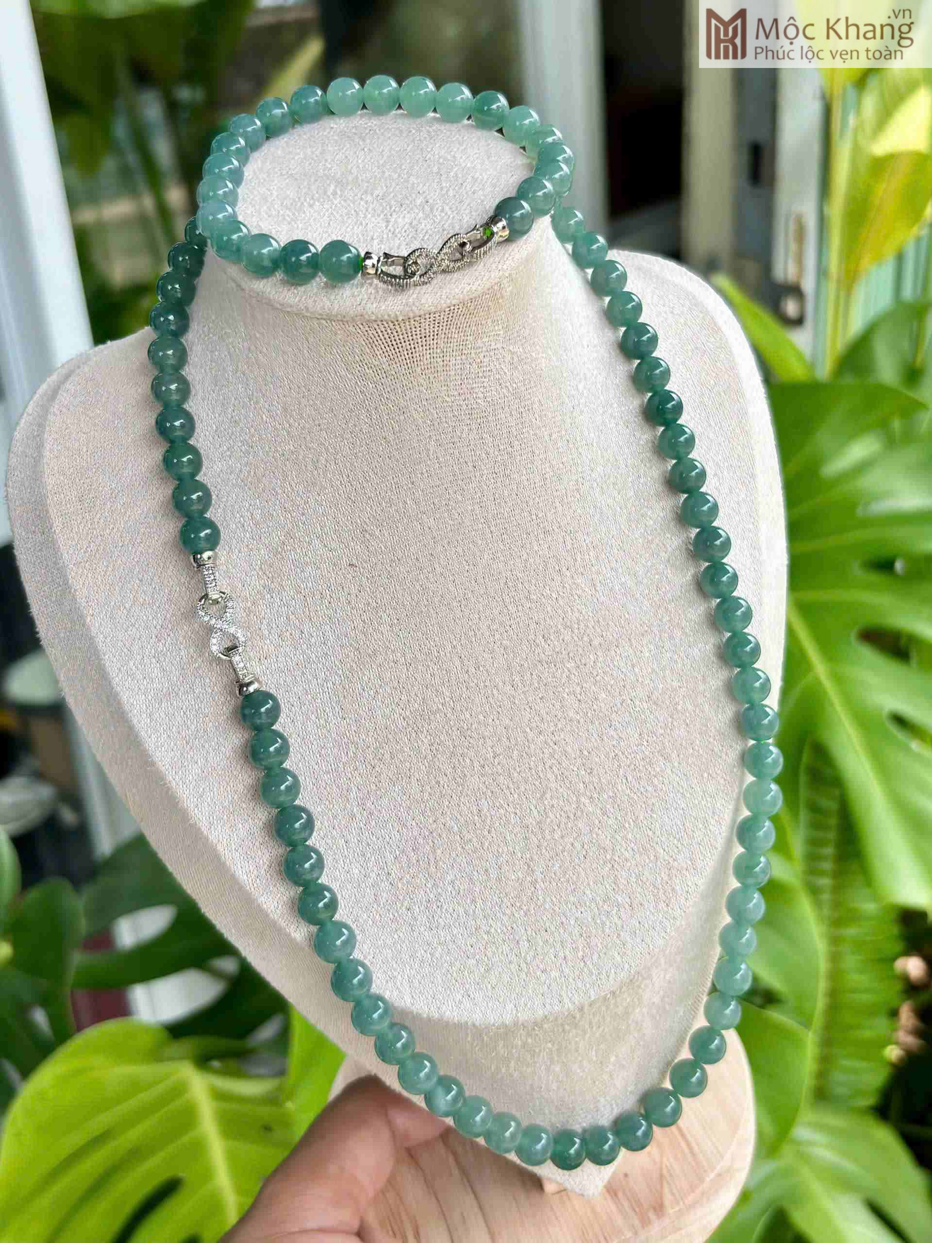 Bộ trang sức đá Lam Ngọc
