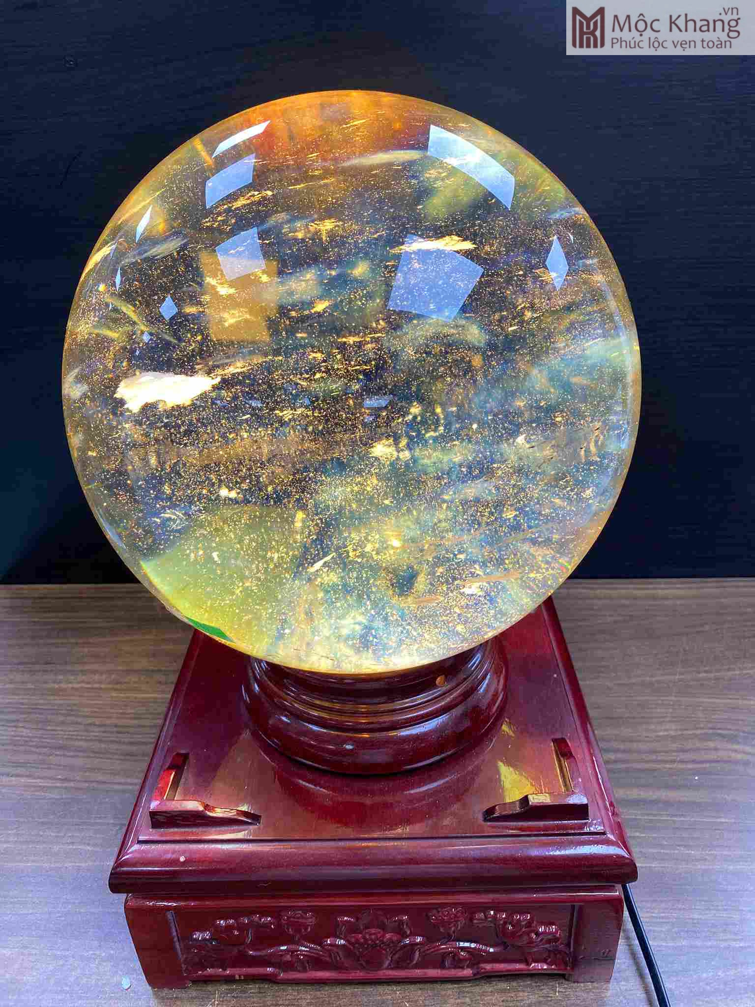 bi-cau-nui-lua-vang-duong-kinh-27cm (4) bi-cau-nui-lua-vang-duong-kinh-27cm
