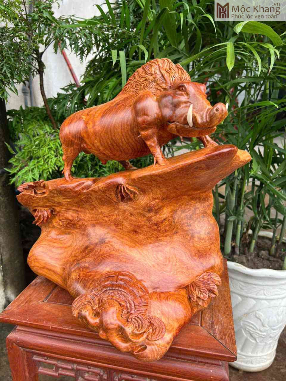 tuong-heo-rung-tai-loc-go-huong-cao-42cm (3) Tượng Heo Rừng Tài Lộc Gỗ Hương Cao 42(cm)