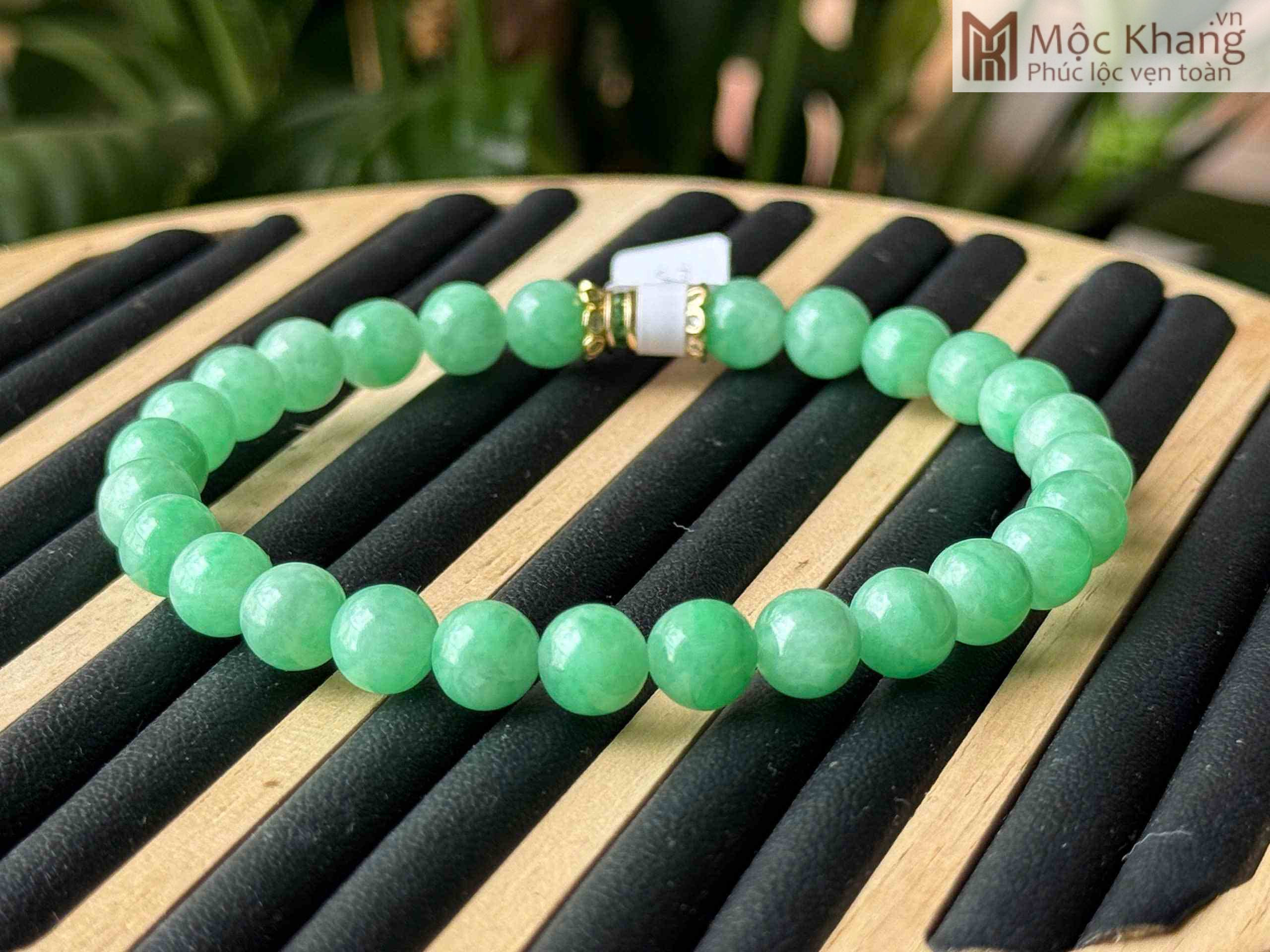 vong-tay-ngoc-cam-thach-hat-7-2mm (3) Vòng Tay Ngọc Cẩm Thạch Hạt 7.2(mm)