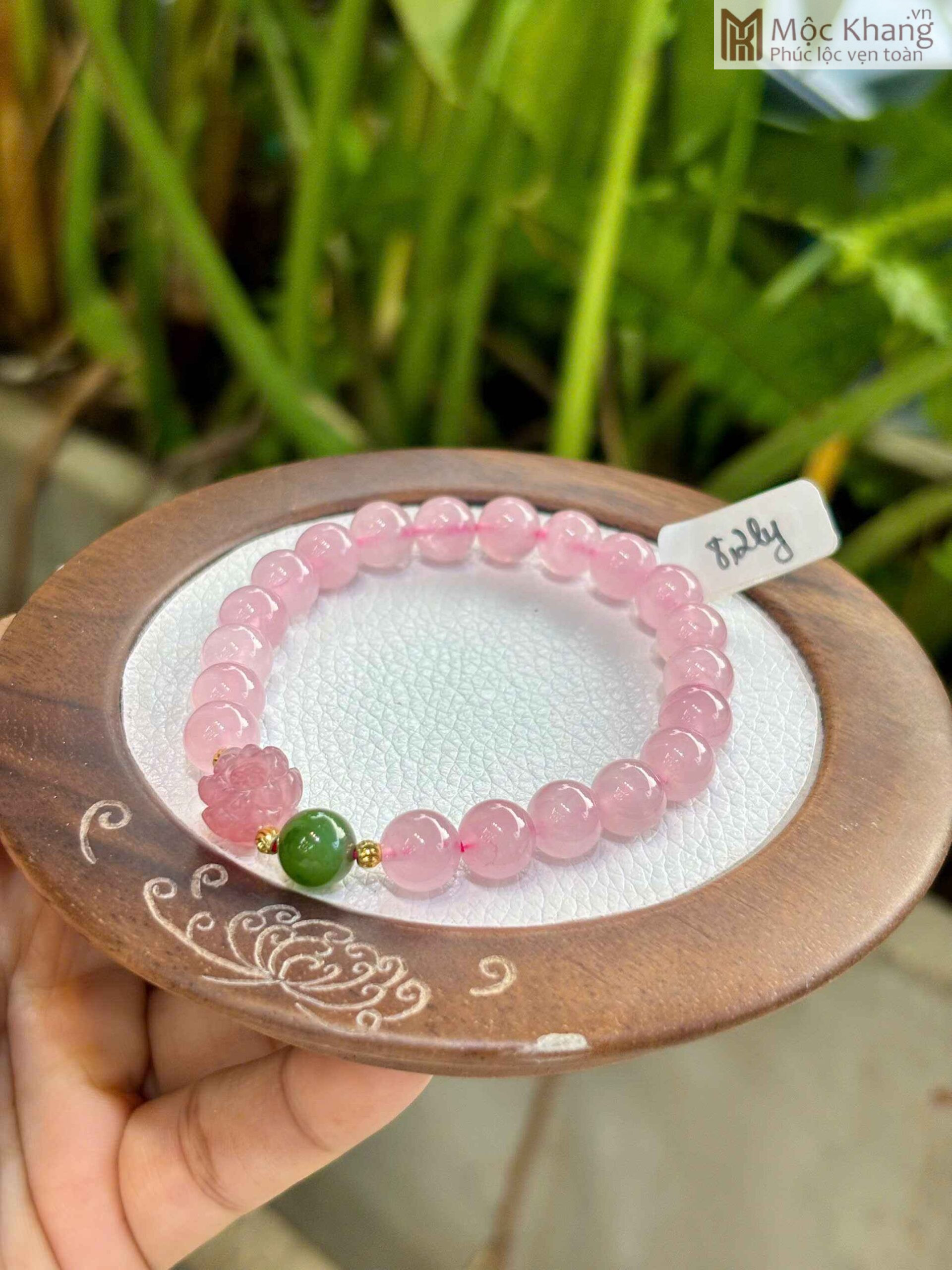 vong-thach-anh-hong-mix-charm-sen-hat-8-2mm (1) vong-thach-anh-hong-mix-charm-sen-hat-8-2mm