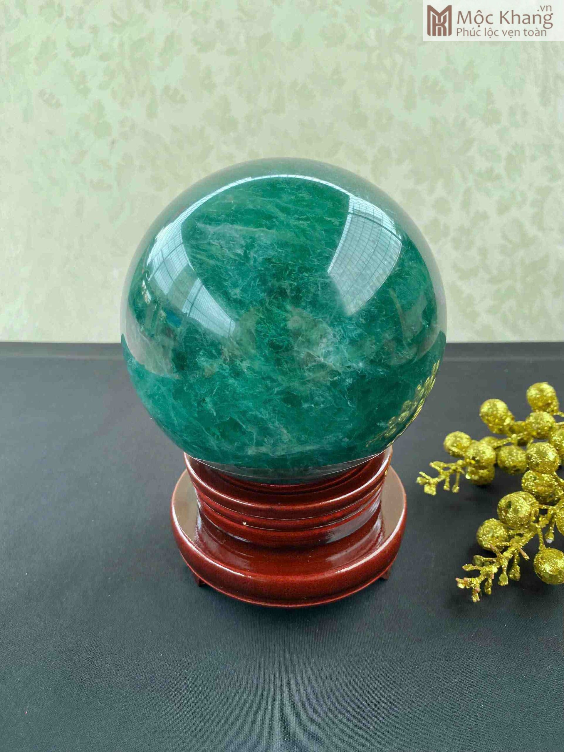 Bi Cầu Fluorite Xanh Ngọc Lục Bảo Đường Kính 12,98 (cm) (2)_2 Bi Cầu Fluorite Xanh Ngọc Lục Bảo Đường Kính 12,98 (cm)
