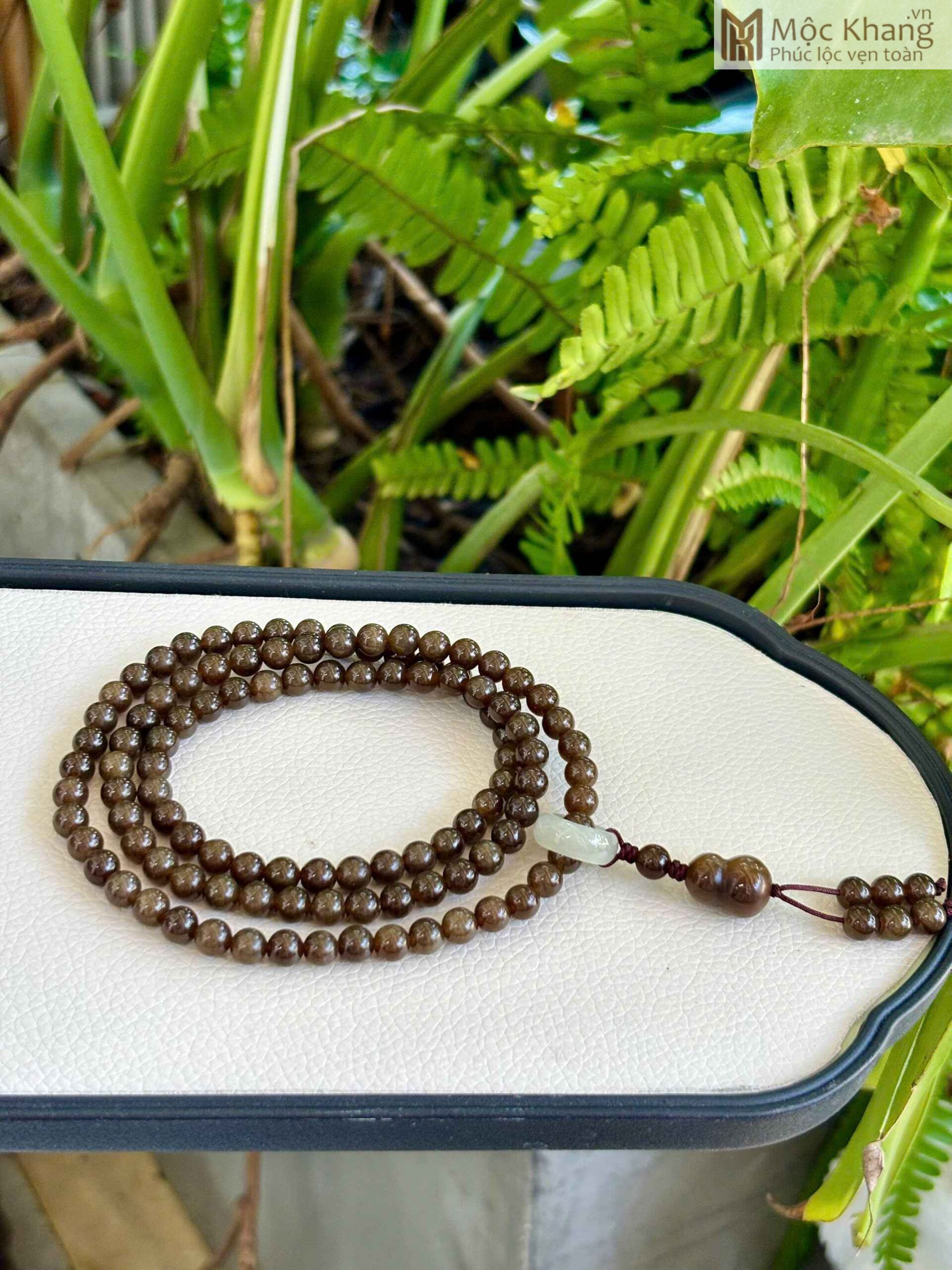 Chuỗi Tràng Ngọc Hòa Điền Đường Mật Mix Hippy Hạt 6 (mm) (1)_2 Chuoi Trang Ngoc Hoa Dien Duong Mat Mix Hippy Hat 6 mm 1 2 scaled