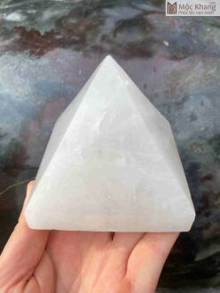 Kim Tự Tháp Thạch Anh Trắng