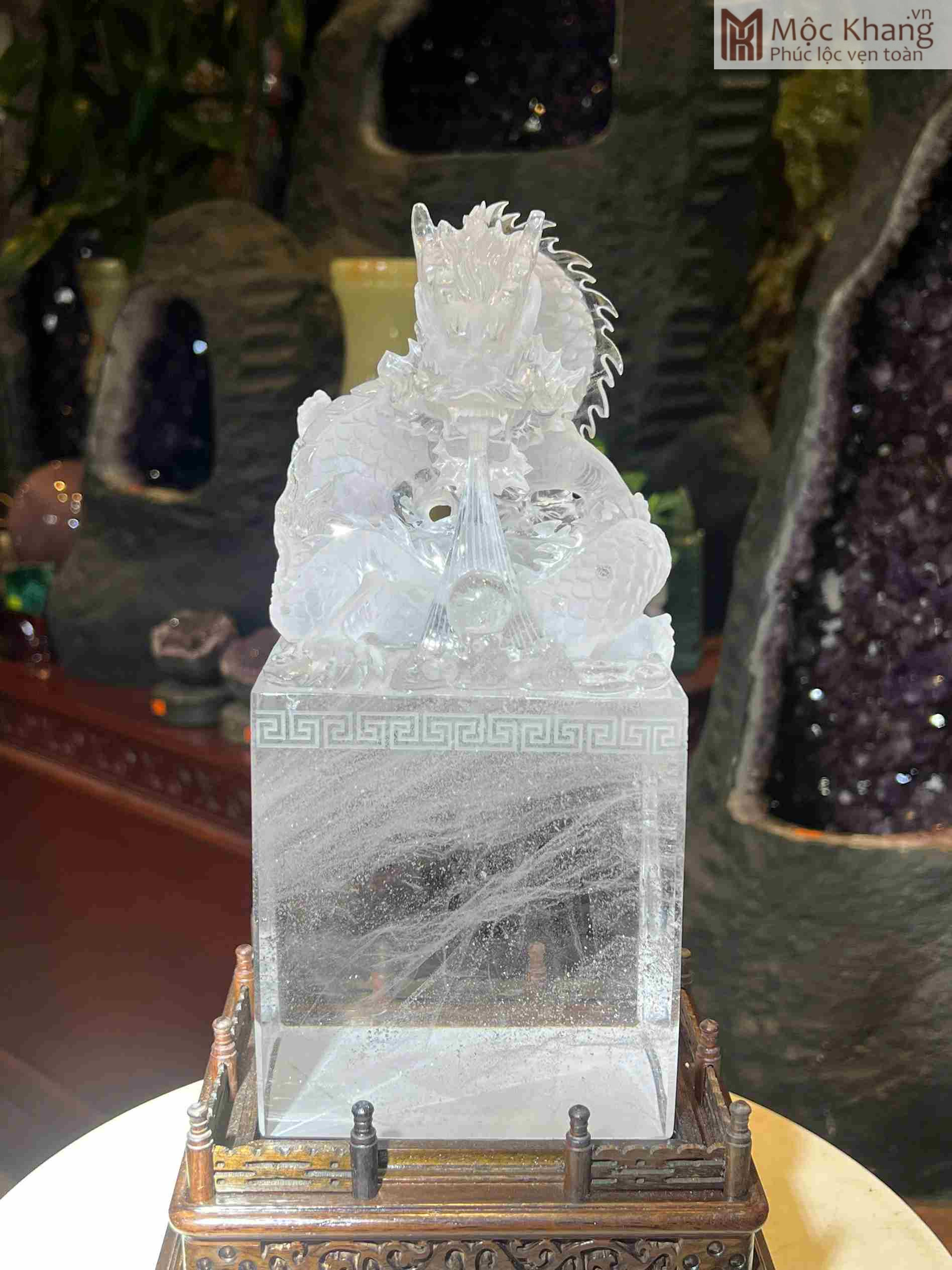 an-rong-da-thach-anh-trang-cao-25cm (5) Ấn Rồng Đá Thạch Anh Trắng Cao 25(cm)