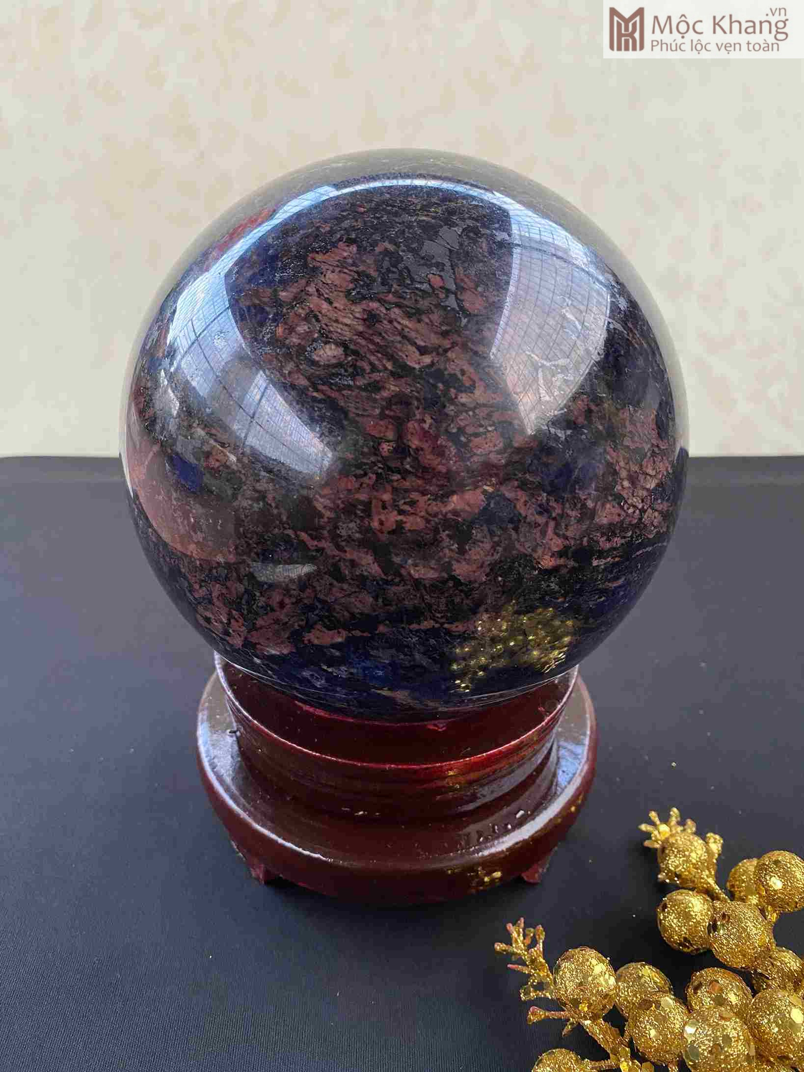 bi-cau-da-sodalite-duong-kinh-14-5cm (2) bi-cau-da-sodalite-duong-kinh-14-5cm