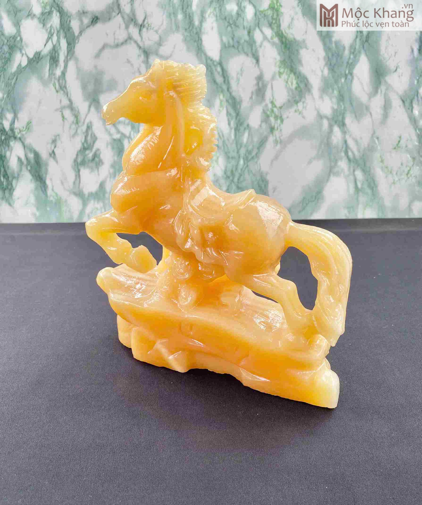 thien-loc-ma-hoang-ngoc-onyx-cao-20-8cm (2) thien-loc-ma-hoang-ngoc-onyx-cao-20-8cm