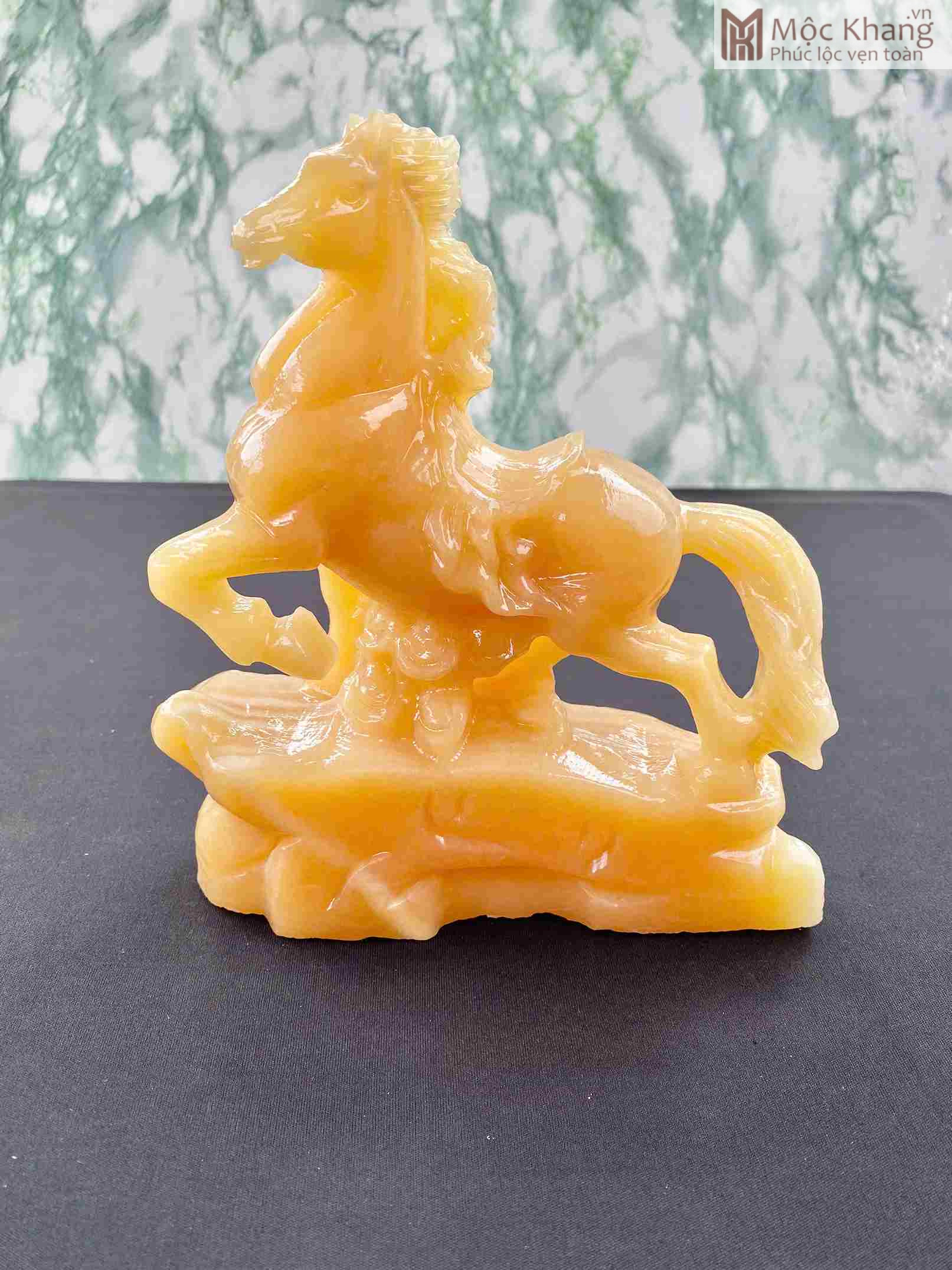 thien-loc-ma-hoang-ngoc-onyx-cao-20-8cm (3) Thiên Lộc Mã Hoàng Ngọc Onyx Cao 20.8(cm)