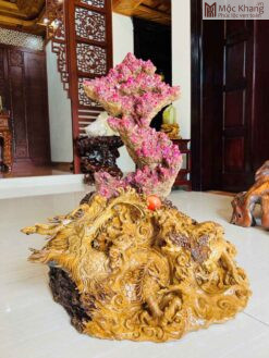 Tinh Thể Ruby Yên Bái Cao 80(cm)