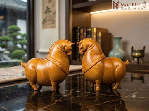 Tượng Ngựa Gỗ Bách Xanh Cao 15(cm)