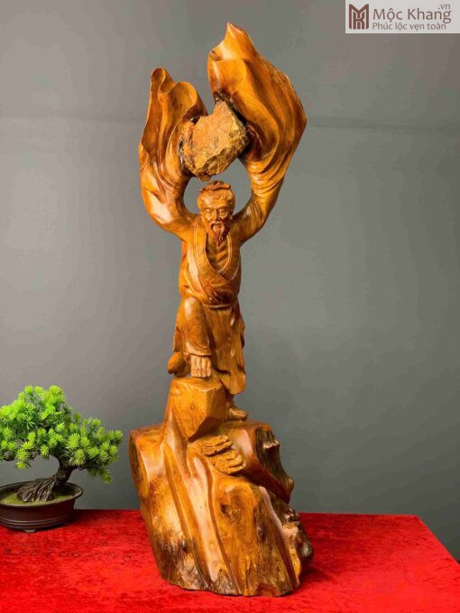 Tượng Ông Lão Vác Đá Gỗ Hương Cao 76(cm)