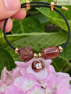 Vòng Cáp Thạch Anh Tóc Nâu Đỏ Mix Charm