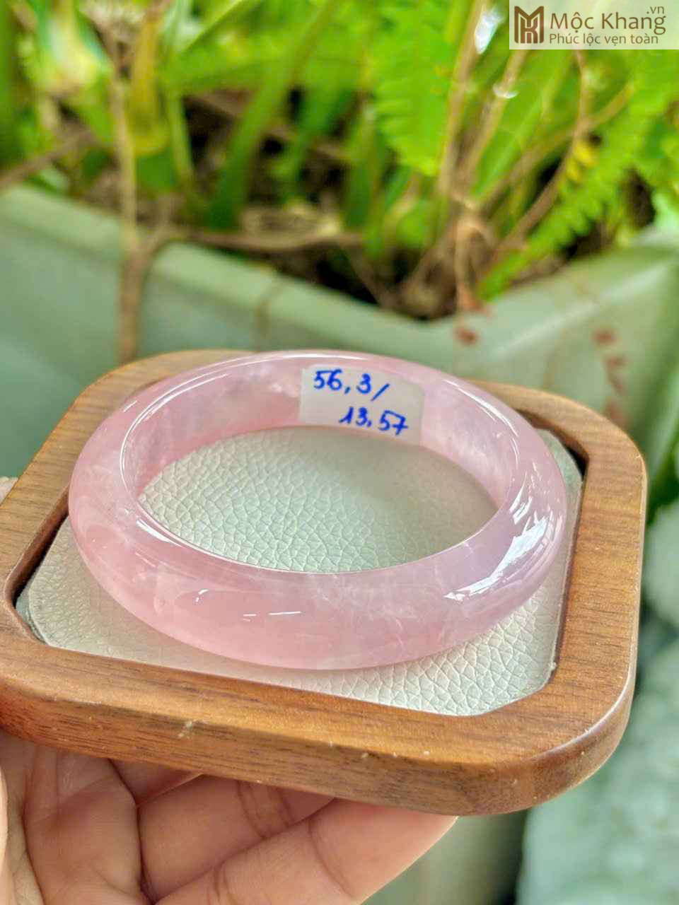 vong-tay-thach-anh-hong-ni-51-57mm (4) vong-tay-thach-anh-hong-ni-51-57mm