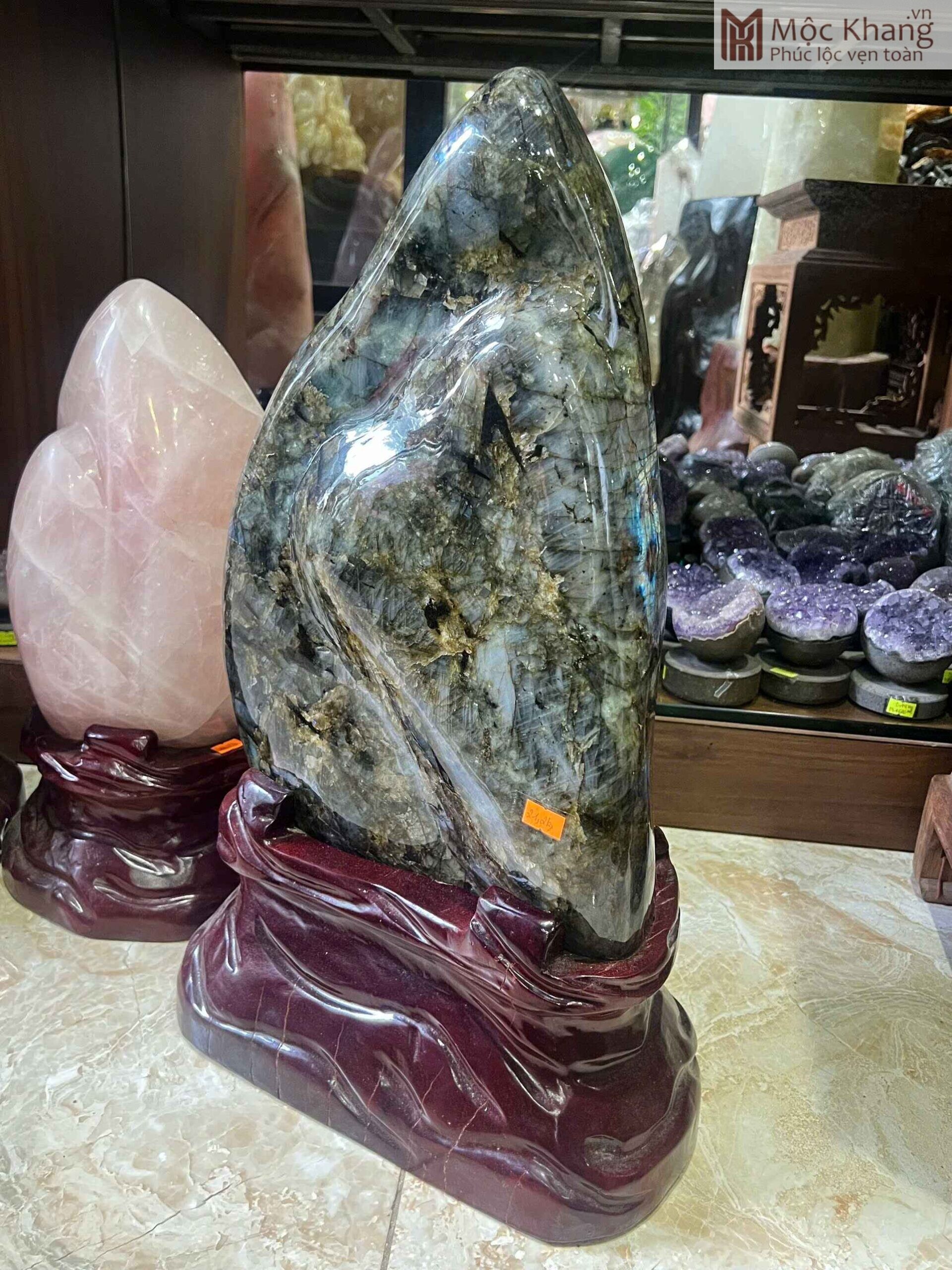 Núi Xà Cừ Hắc Nguyệt Quang Cao 41 (cm) (3)_3 Nui Xa Cu Hac Nguyet Quang Cao 41 cm 3 3 scaled