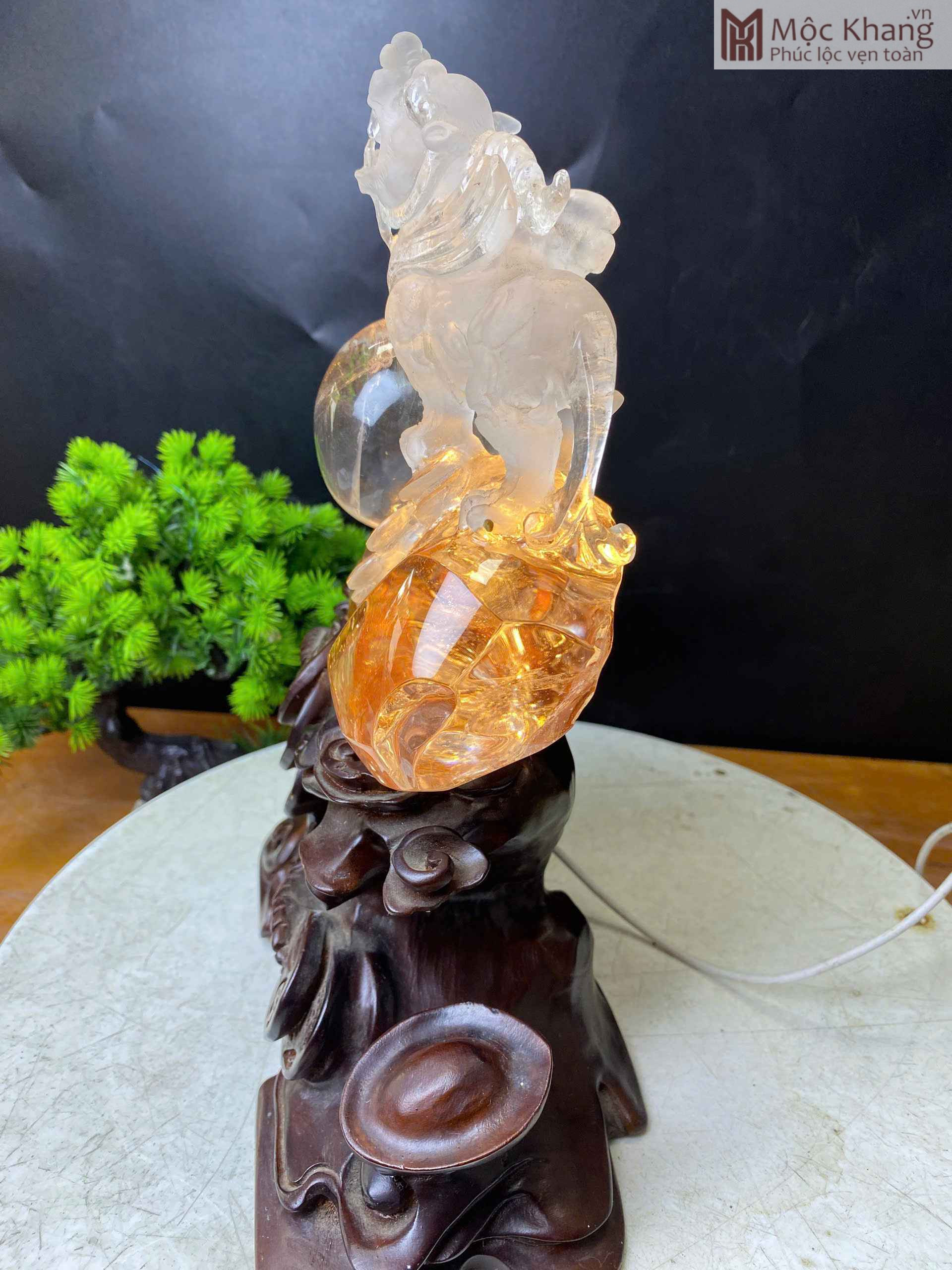 Tác Phẩm Tỳ Hưu Trấn Châu Thạch Anh Cao 28 (cm) (3) Tac Pham Ty Huu Tran Chau Thach Anh Cao 28 cm 3