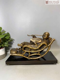 Tượng Quản Gia Nằm Ghế Cao 15 (cm)