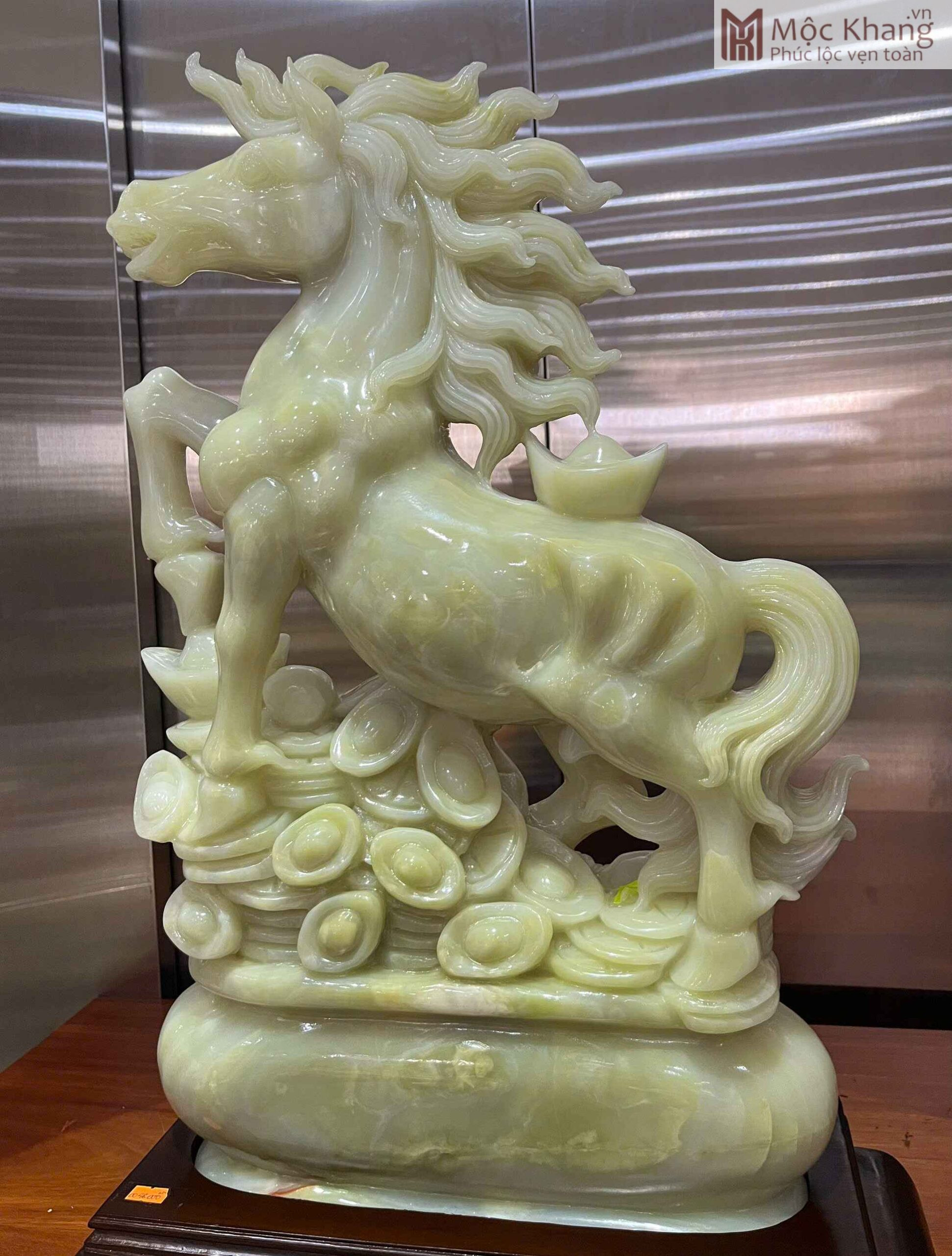 Tượng Thiên Mã Đại Thành Ngọc Onyx Xanh Cao 62 (cm) (4) Tuong Thien Ma Dai Thanh Ngoc Onyx Xanh Cao 62 cm 4 scaled