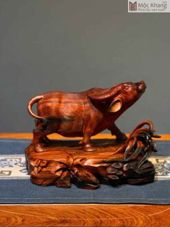 Tượng Trâu Gỗ Trắc Cao 19 (cm)