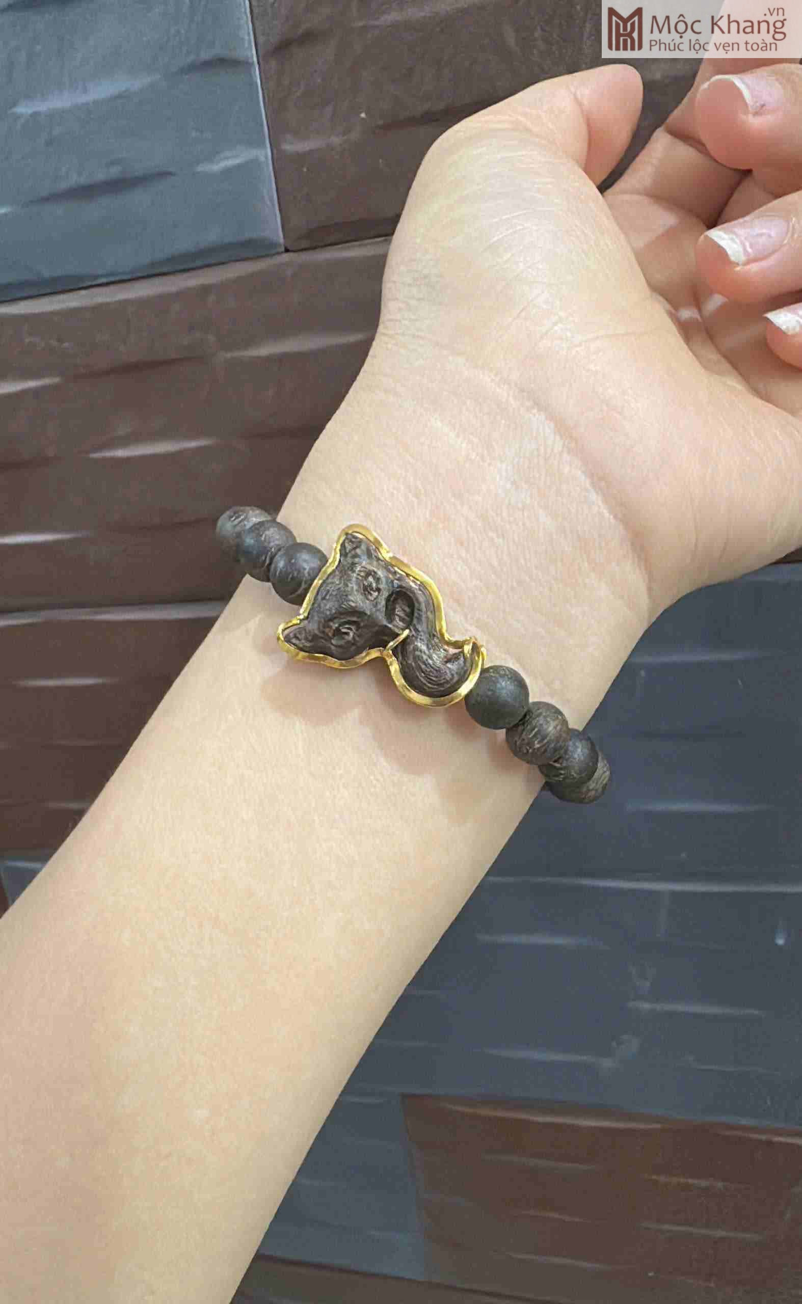Vòng Mix Mặt Hồ Ly Trầm Hương Bọc Vàng 8K (2)_2 Vong Mix Mat Ho Ly Tram Huong Boc Vang 8K 2 2