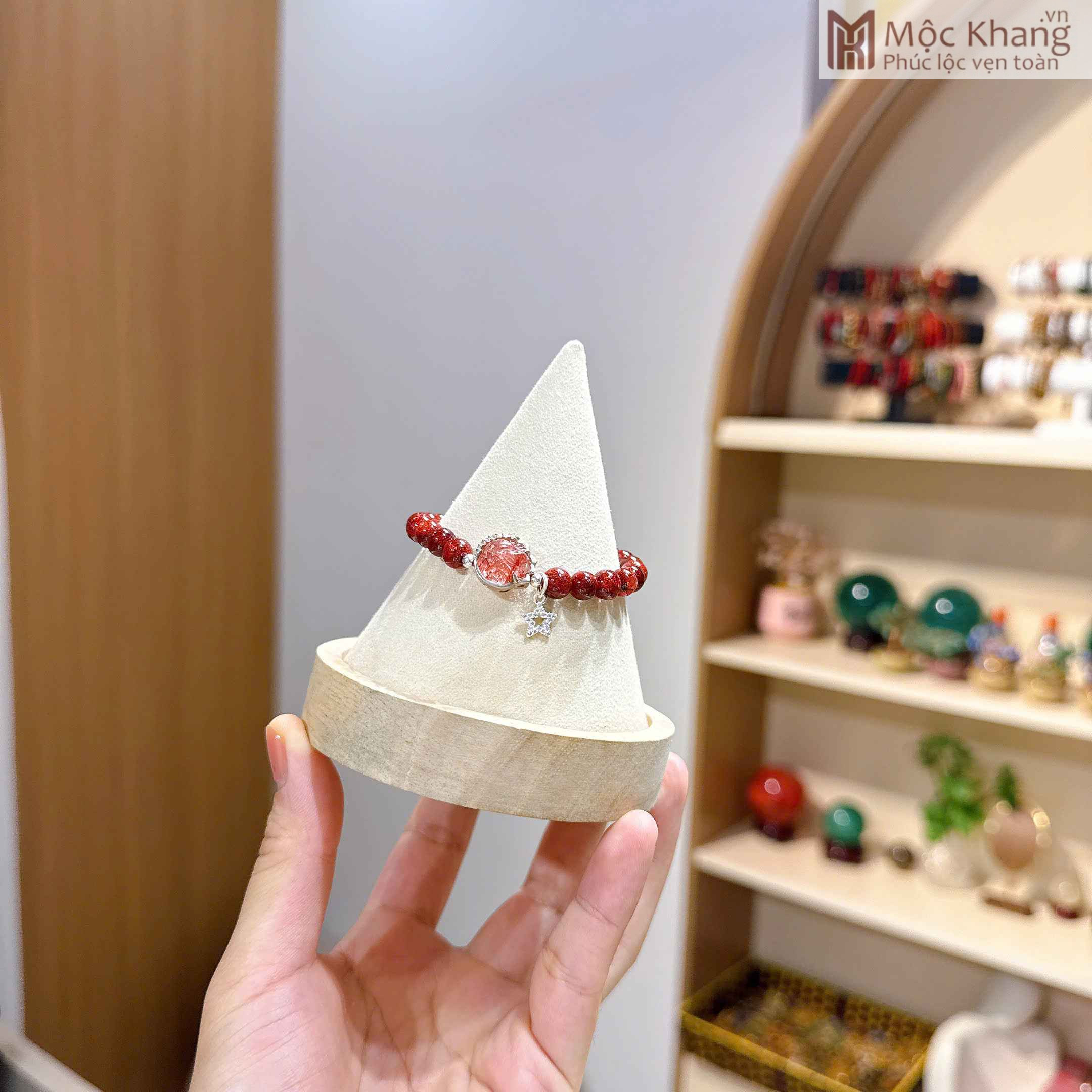 Vòng Tay Thạch Anh Tóc Đỏ Hạt 6 (mm) (2) Vòng Tay Thạch Anh Tóc Đỏ Hạt 6 (mm)
