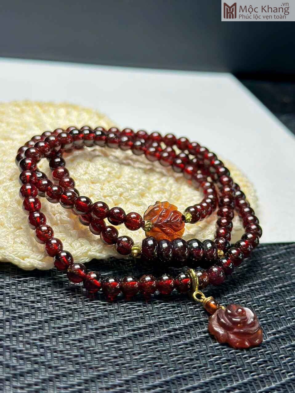 Chuỗi Garnet Ngọc Hồng Lựu Hạt 4,8 (mm) (2) Chuoi Garnet Ngoc Hong Luu Hat 48 mm 2