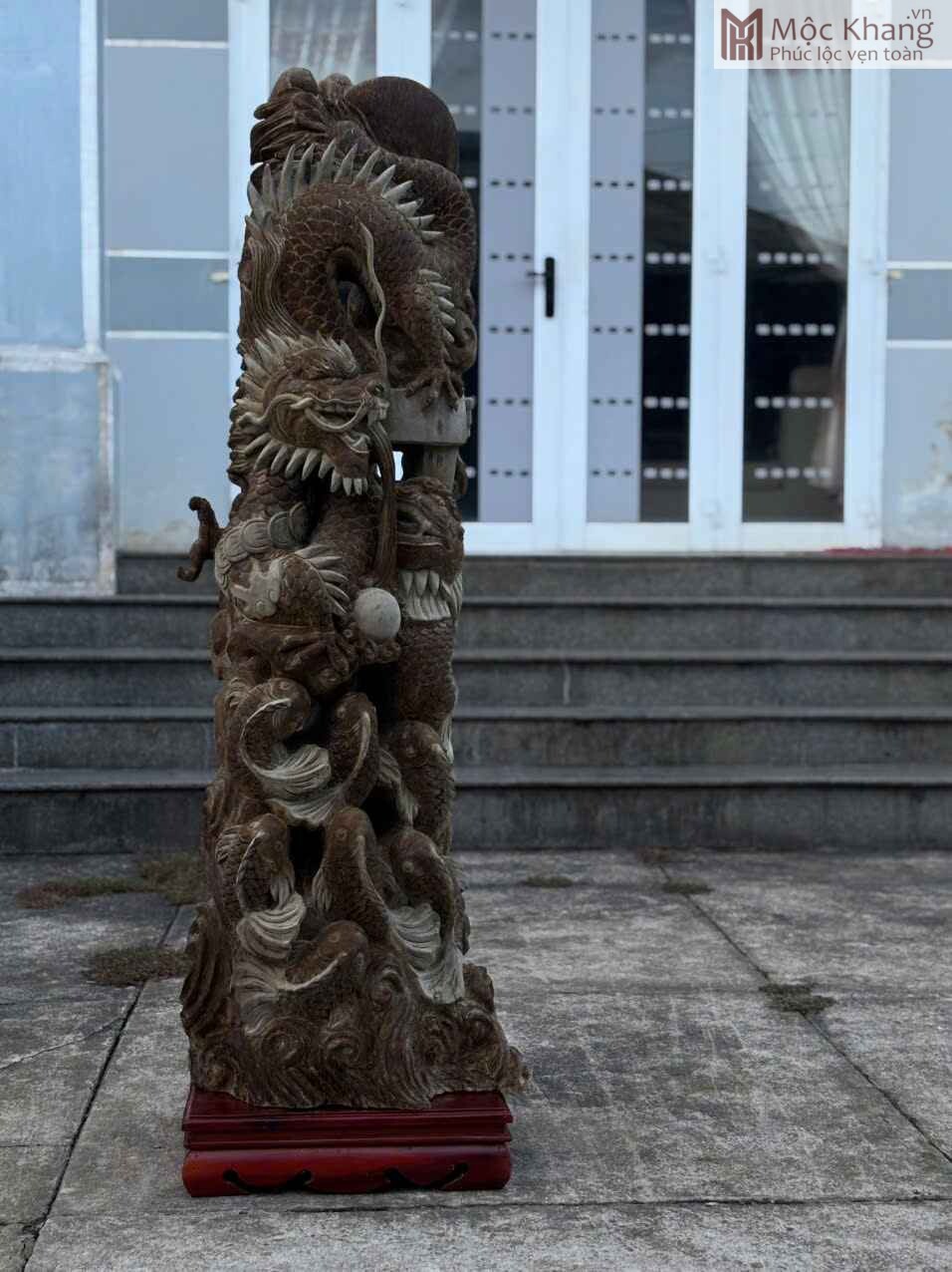 Tượng Cá Chép Hóa Rồng Trầm Hương Cao 134 (cm) (1)_1 Tượng Cá Chép Hóa Rồng Trầm Hương Cao 134 (cm)