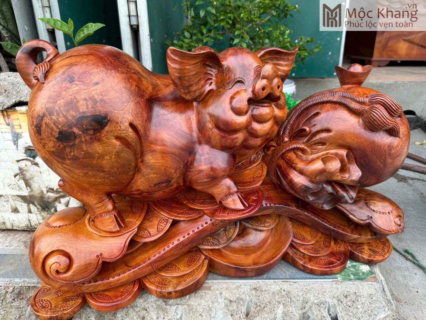 Tượng Heo Gỗ Hương Cao 42 (cm) (3)_3 Tuong Heo Go Huong Cao 42 cm 3 3