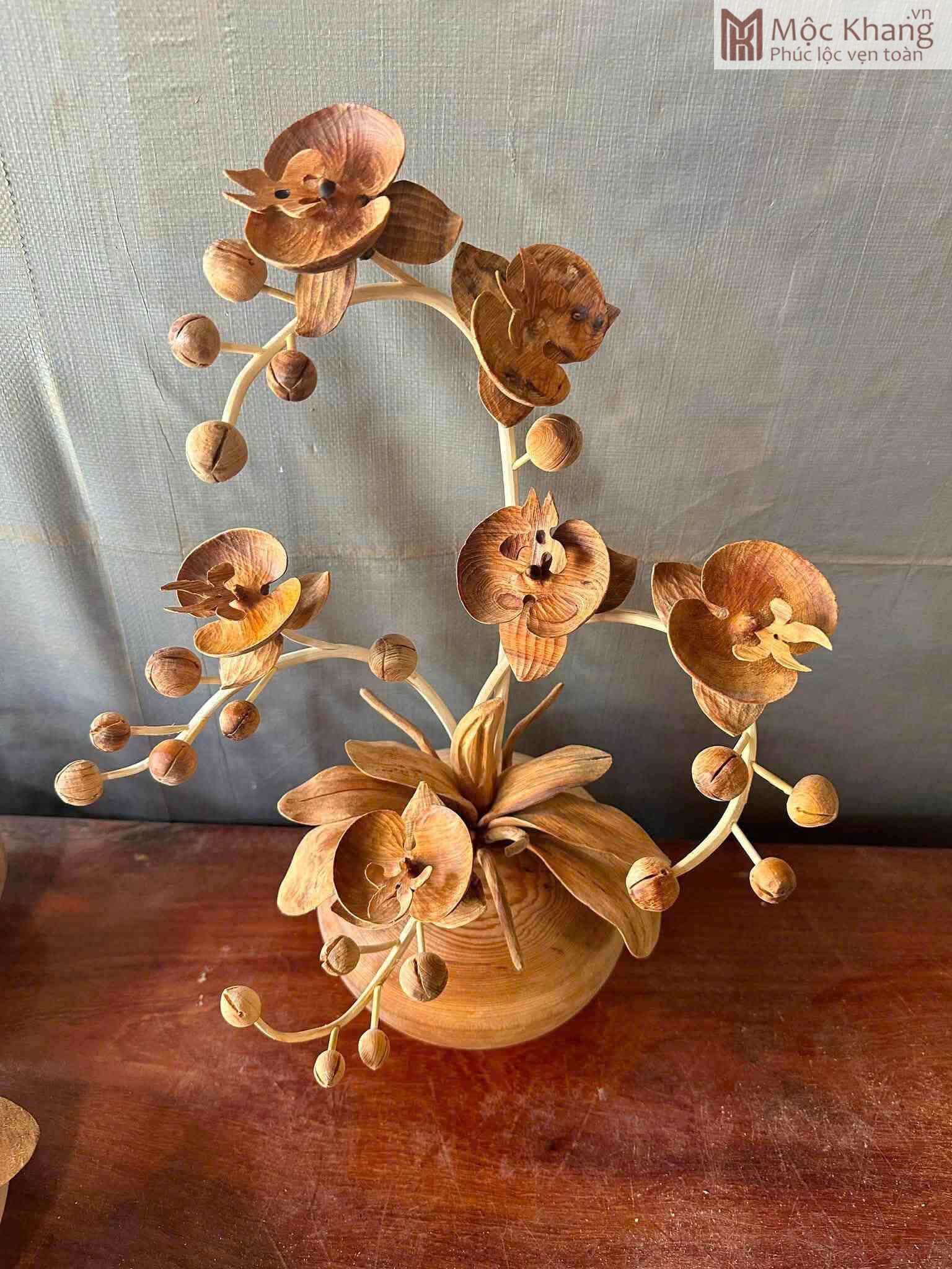 binh-lan-ho-diep-ngoc-am-cao-46cm (3) Bình Lan Hồ Điệp Ngọc Am Cao 46(cm)